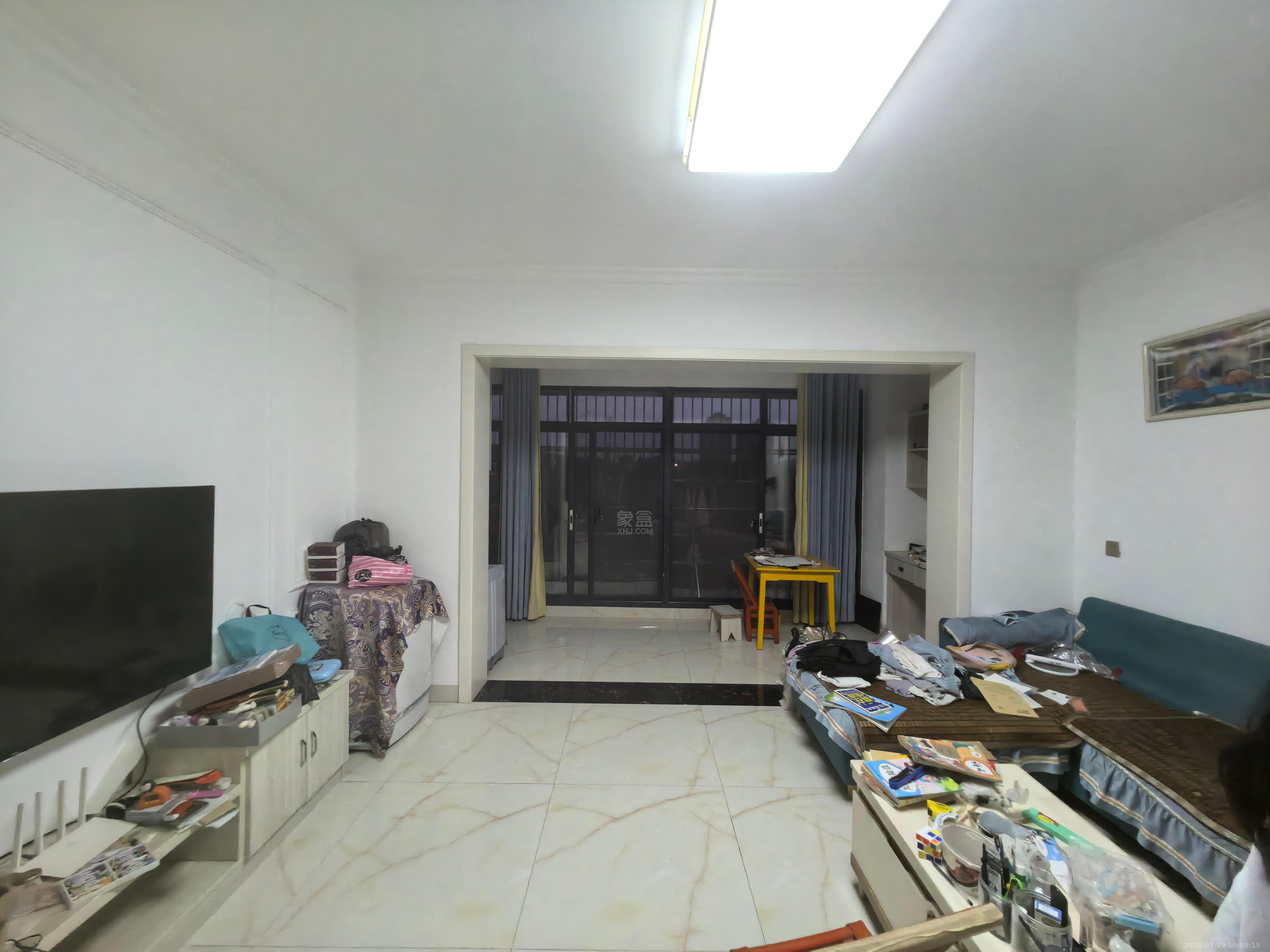 三搭桥安置区  2室1厅1卫   1200.00元/月室内图
