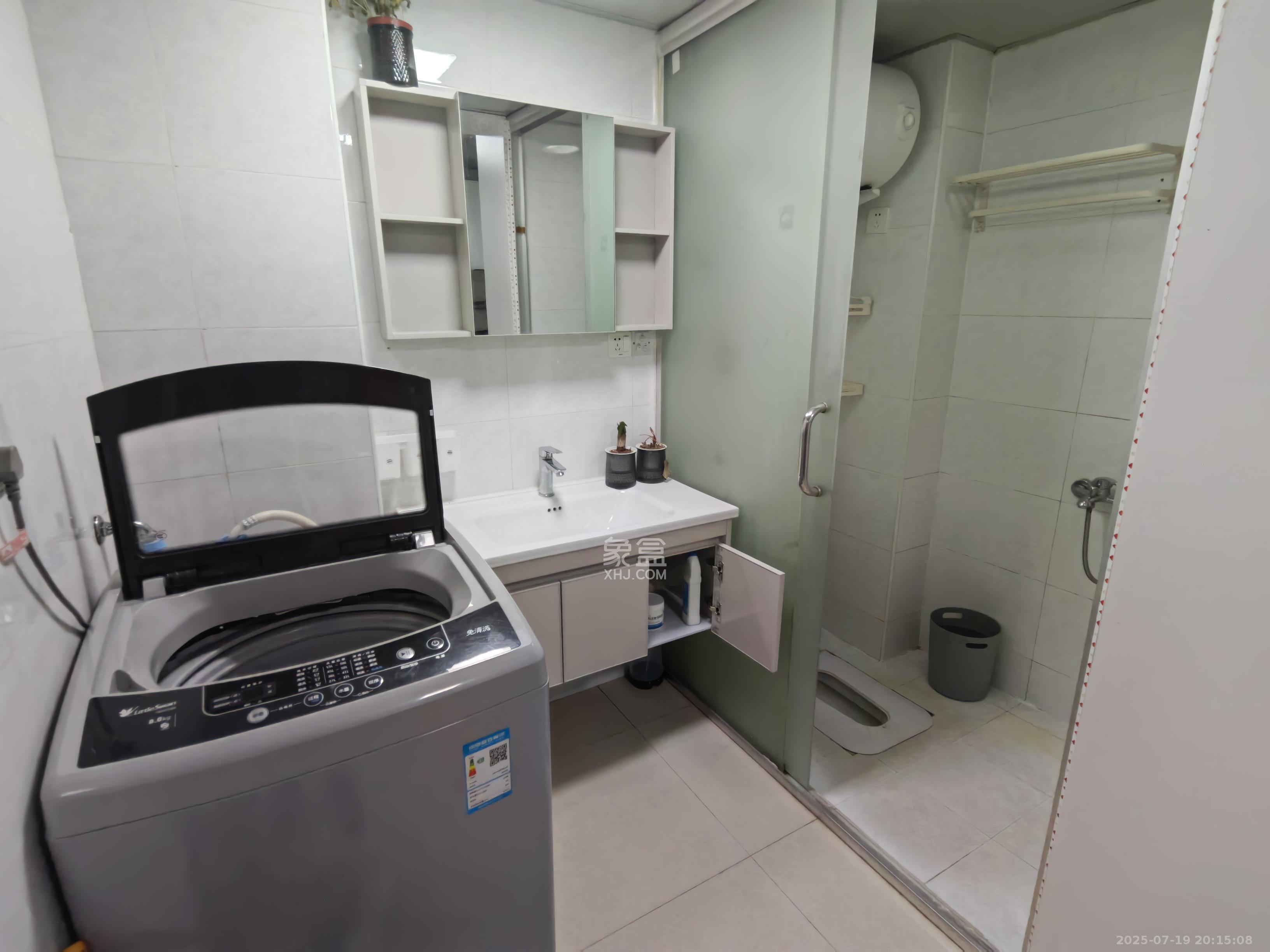 蝴蝶谷  1室1厅1卫   1200.00元/月室内图