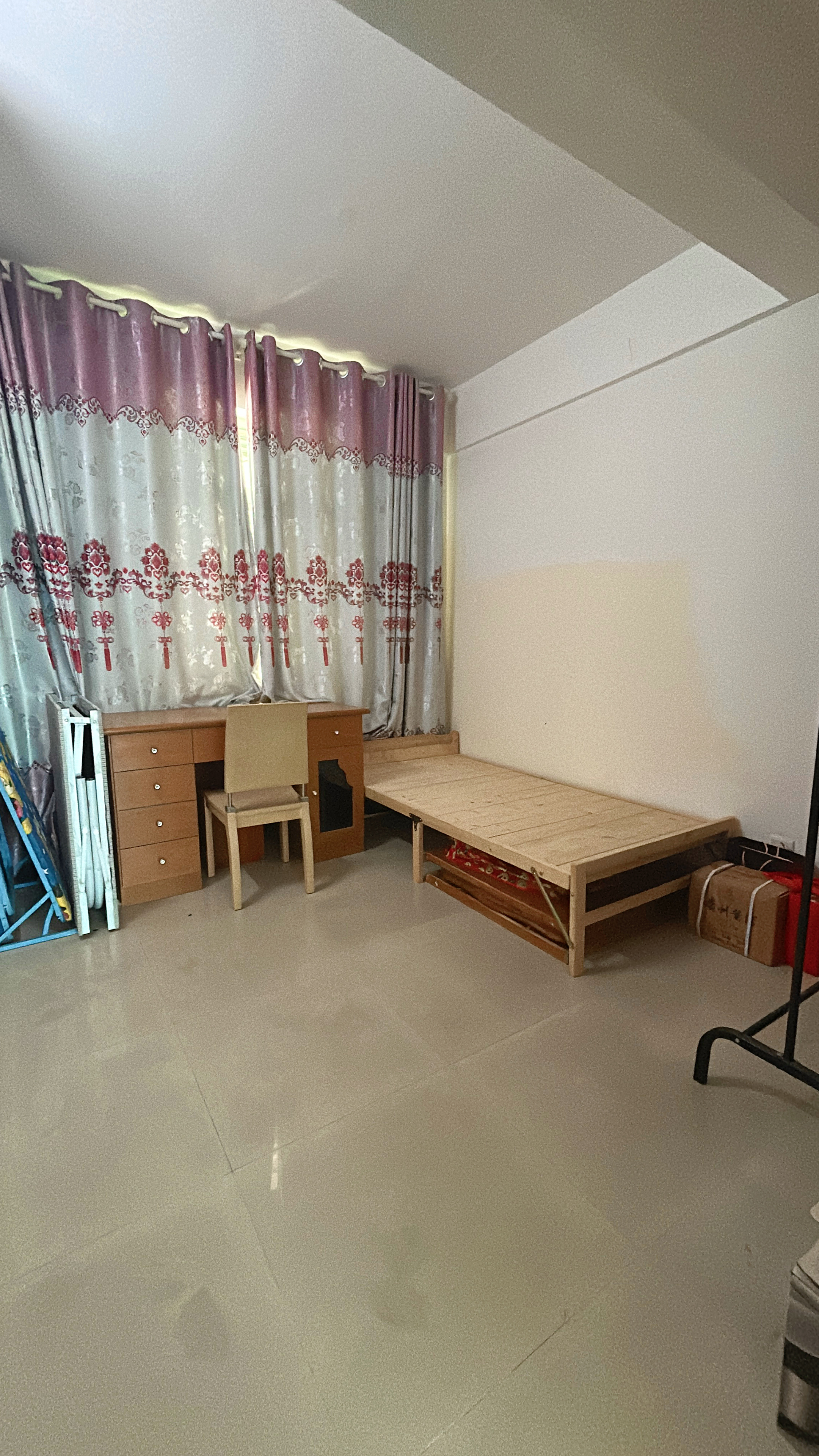 红星大厦 2室2厅2卫 2100.0元/月 红星大厦 2室2厅2卫 2100.0元/月室内图