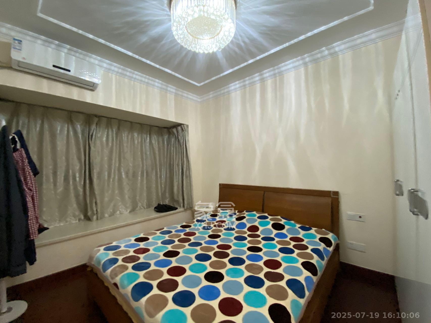 恒大雅苑 2室2厅1卫 2200.0元/月 恒大雅苑 2室2厅1卫 2200.0元/月室内图