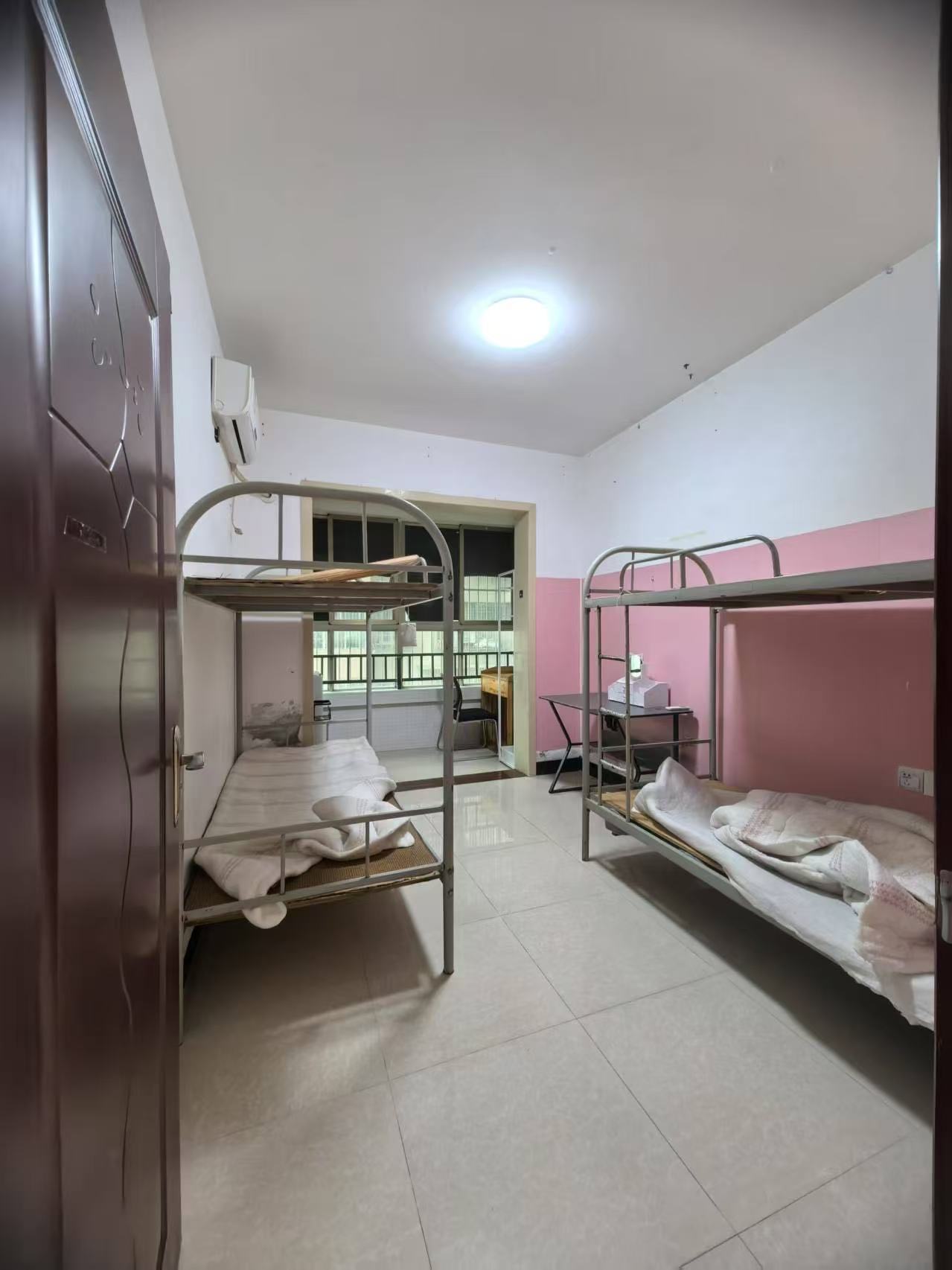 进步亚泰 4室2厅2卫 2000.0元/月 进步亚泰 4室2厅2卫 2000.0元/月室内图