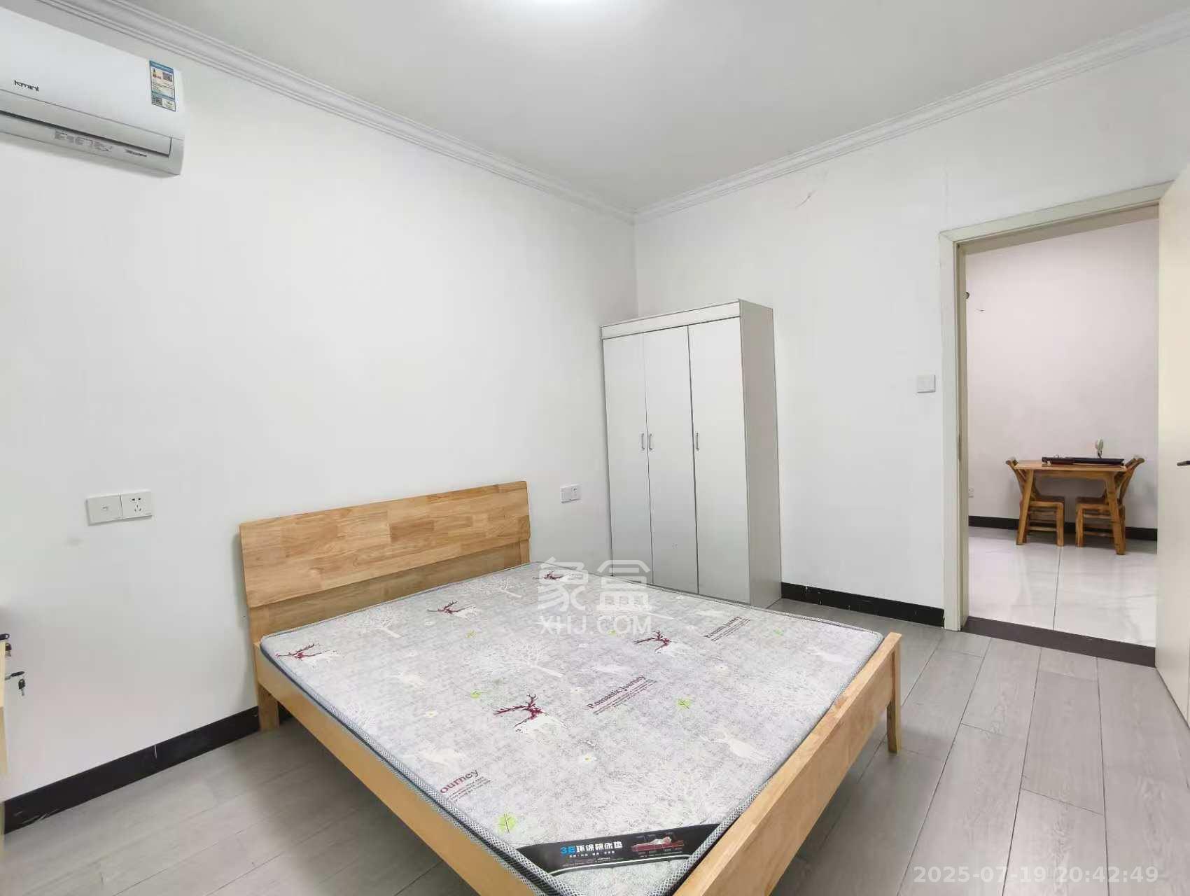 万利新村  2室1厅1卫   2000.00元/月室内图