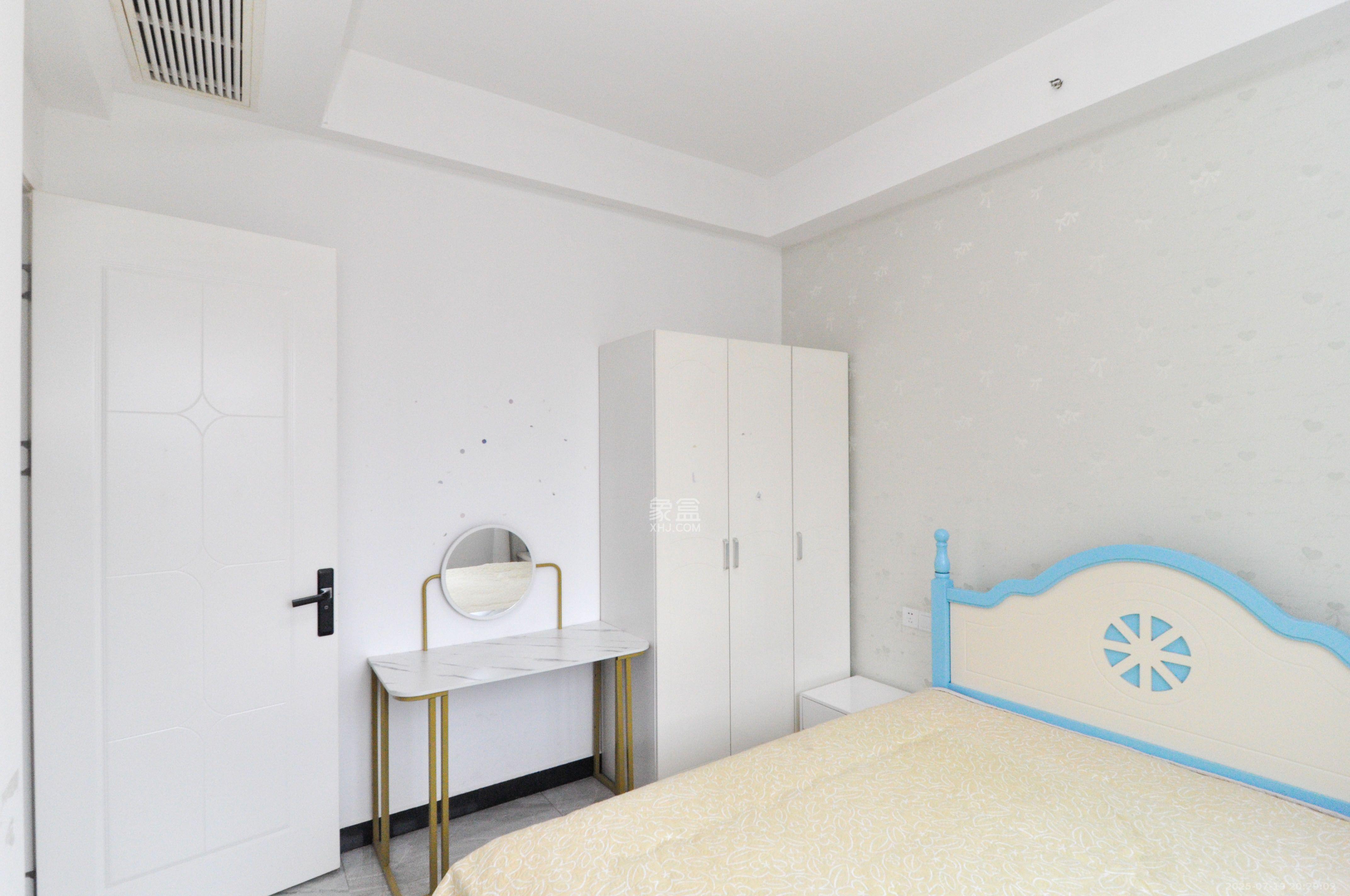 达美溪湖湾  5室2厅2卫    5000.0元/月室内图