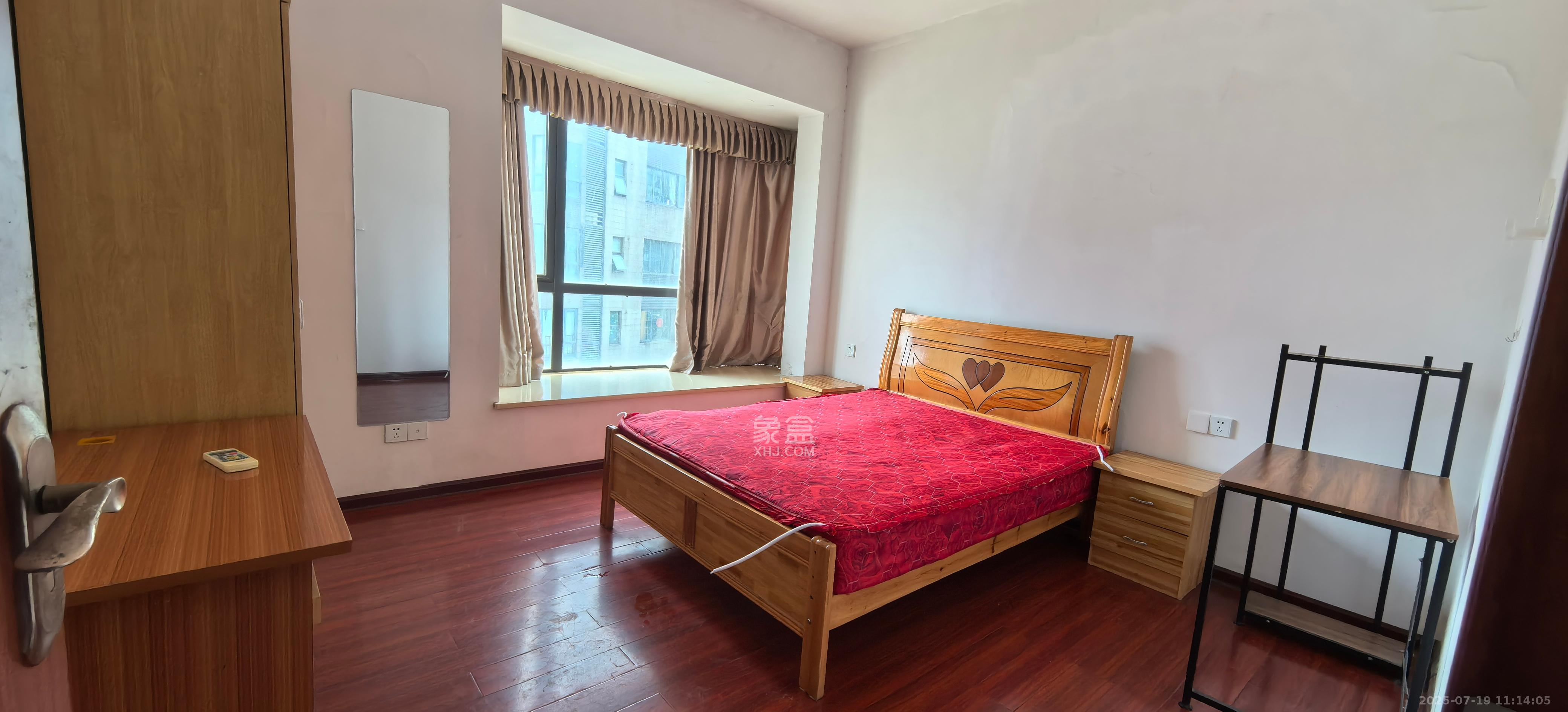 茂华国际湘 1室2厅1卫 2200.0元/月 茂华国际湘 1室2厅1卫 2200.0元/月室内图