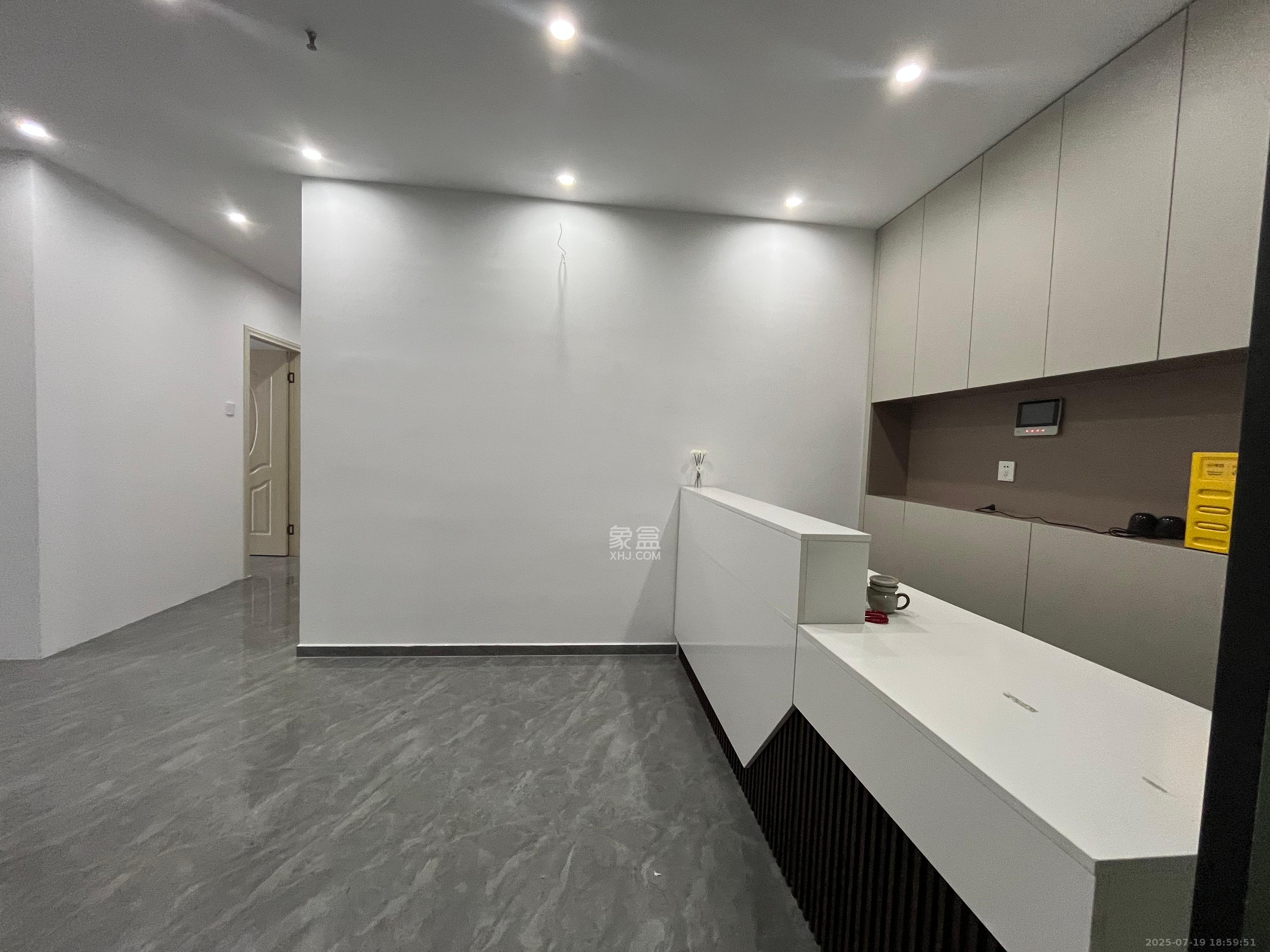中建悦和城  4室1厅1卫   4500.00元/月室内图1