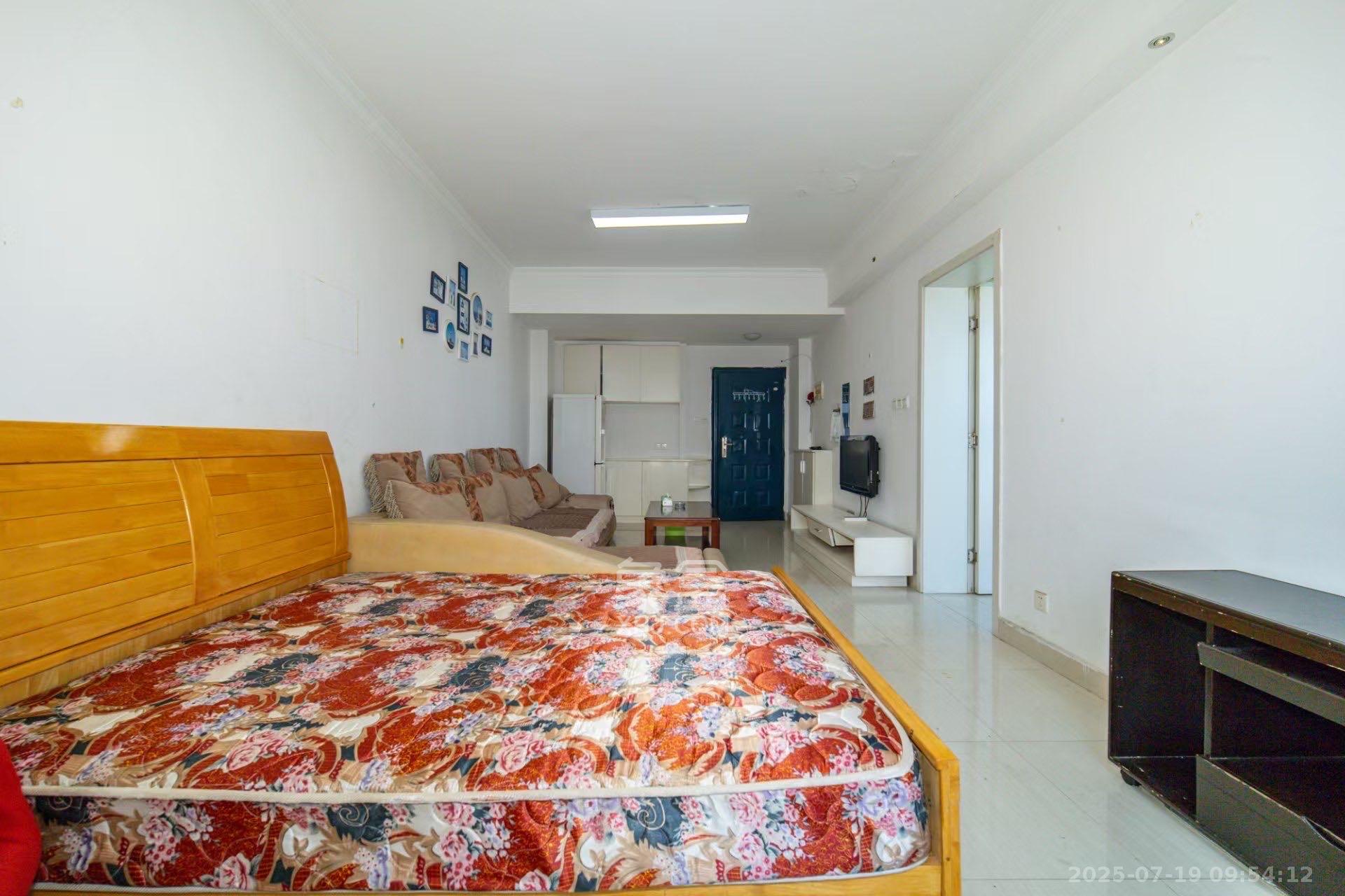 尚都花园城  1室1厅1卫    1100.0元/月 尚都花园城  1室1厅1卫    1100.0元/月