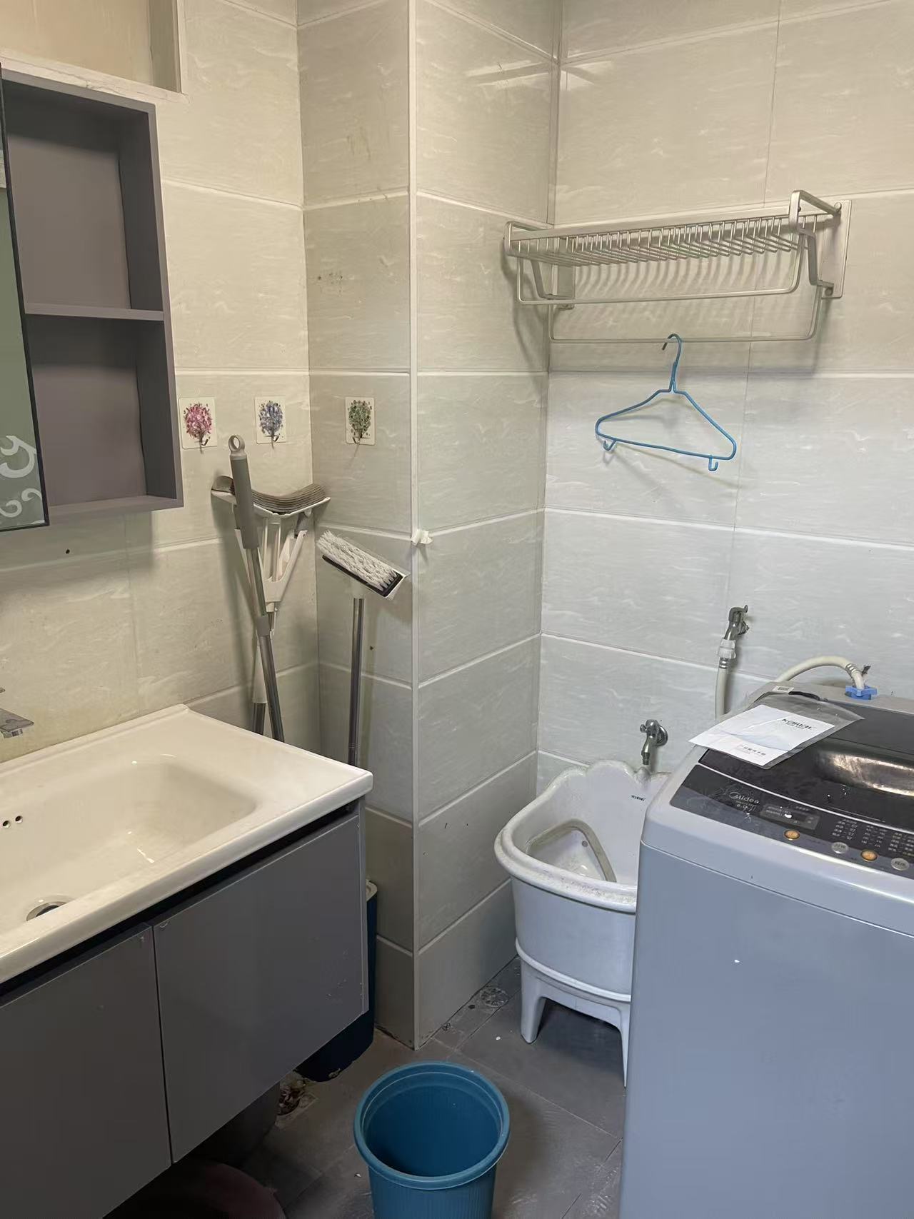 金广茗厦 1室1厅1卫 980.0元/月 金广茗厦 1室1厅1卫 980.0元/月室内图