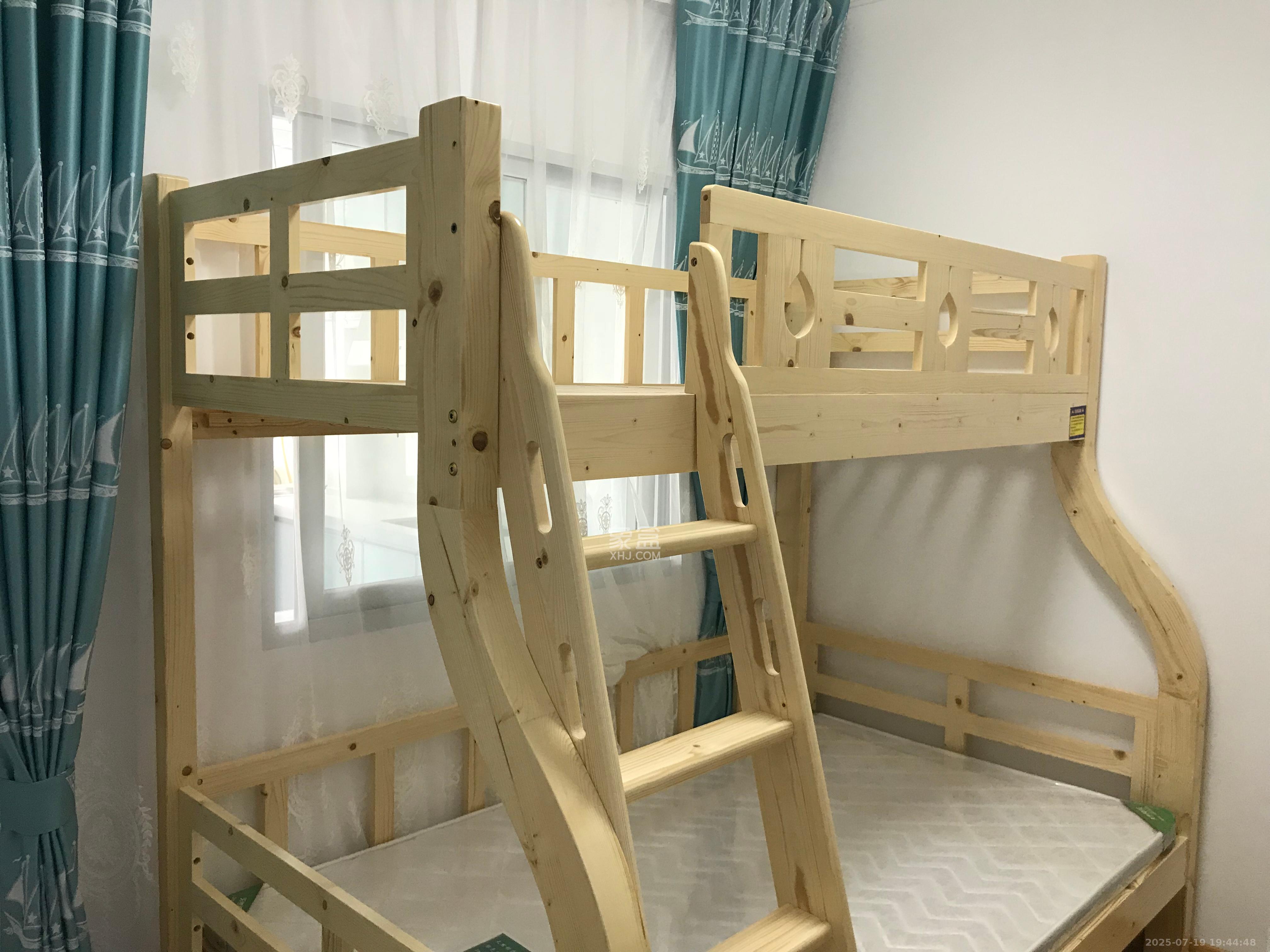 枫林美景  3室2厅1卫   2400.00元/月室内图