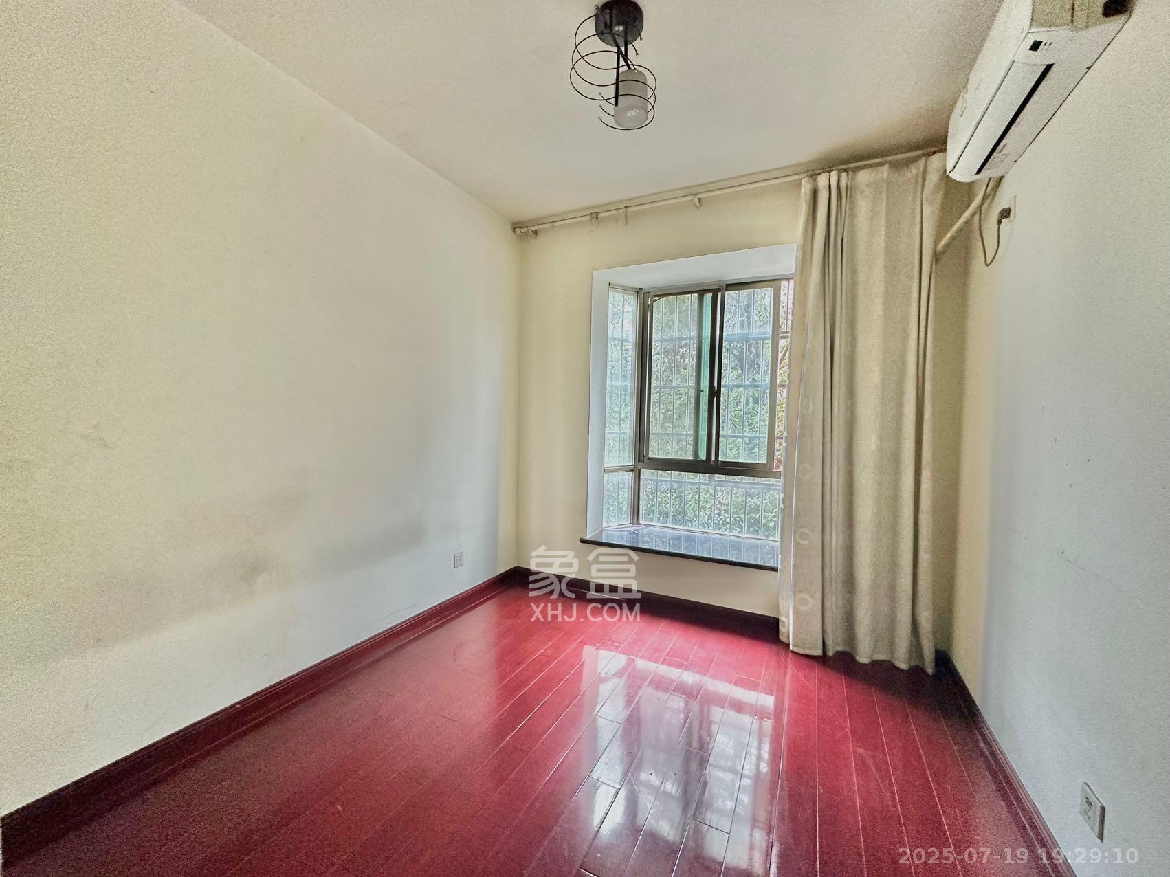 金星景园  4室2厅2卫    2600.0元/月 金星景园  4室2厅2卫    2600.0元/月室内图