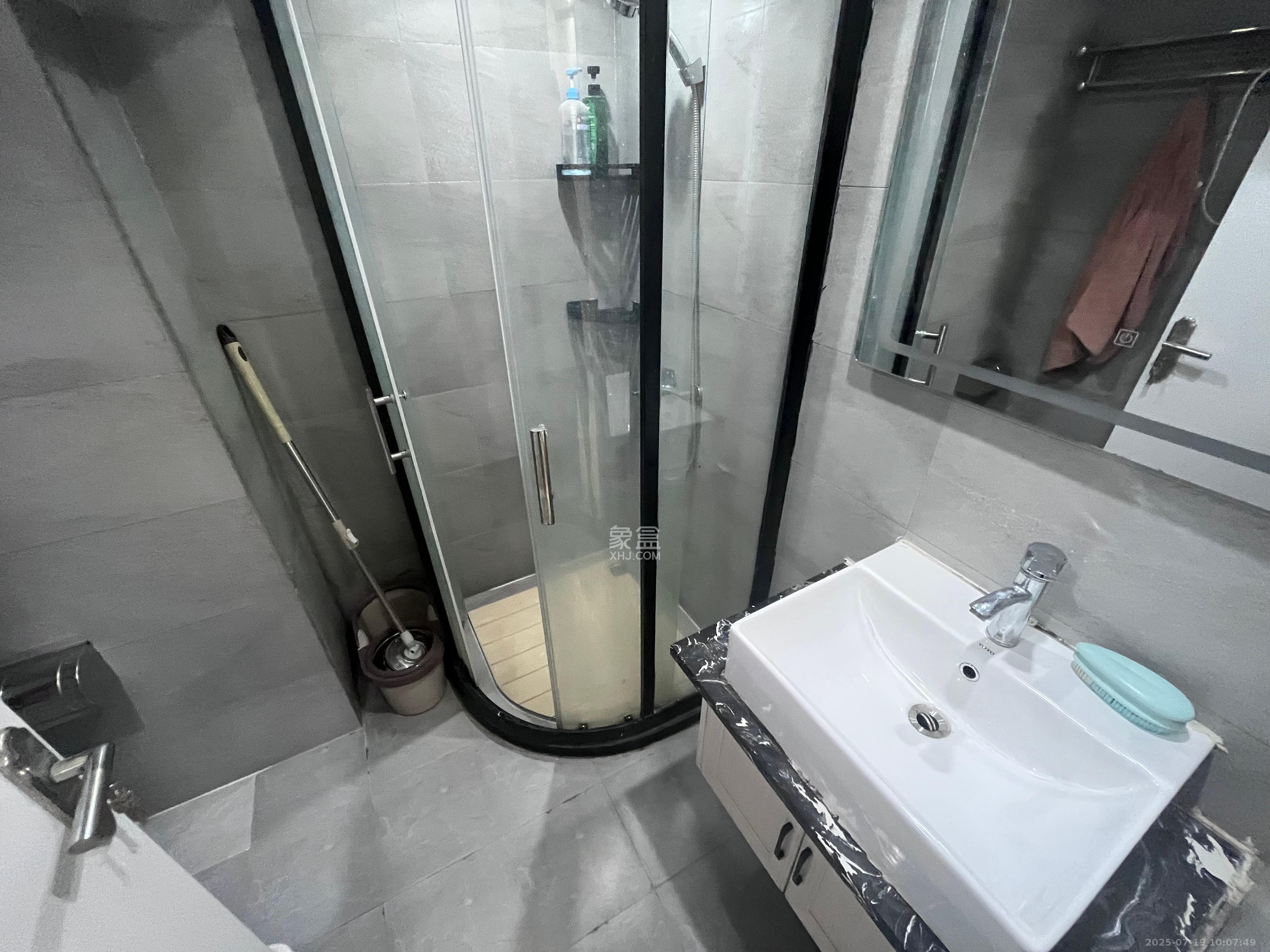 融创融公馆（融创臻苑）  1室0厅1卫    1600.0元/月室内图