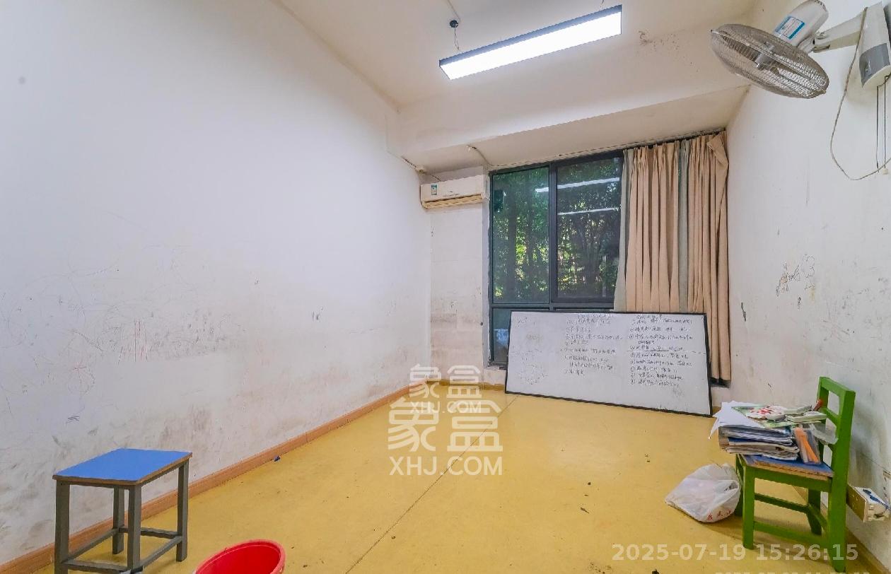 恒基凯旋门一二期 4室2厅2卫 5000.0元/月 恒基凯旋门一二期 4室2厅2卫 5000.0元/月室内图