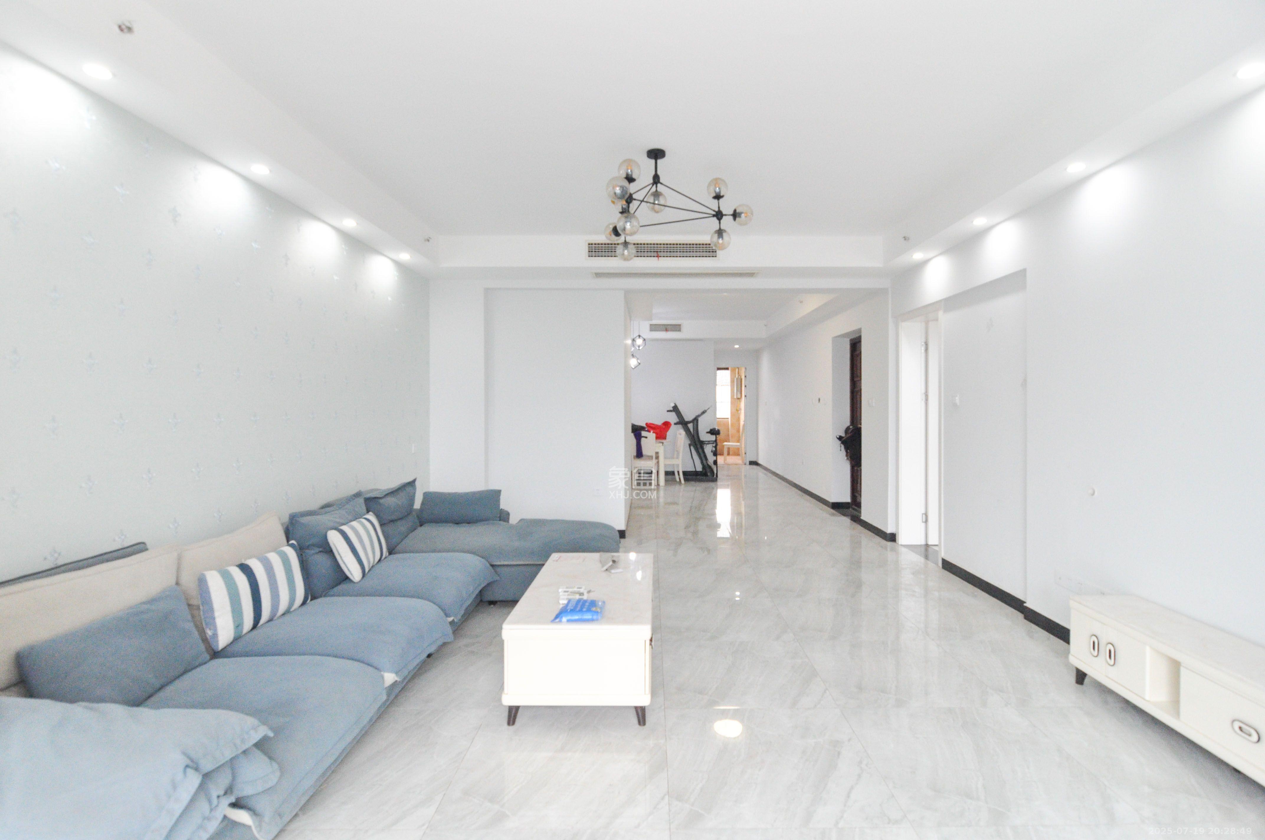 达美溪湖湾  5室2厅2卫    5000.0元/月室内图