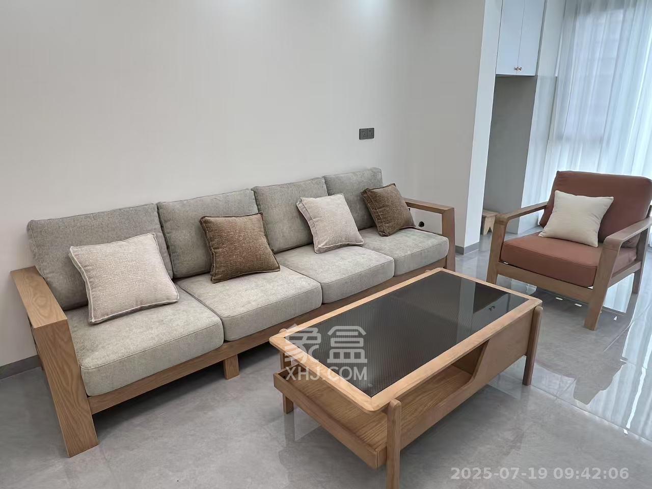 卓越蔚蓝城邦  3室2厅1卫   2300.00元/月室内图