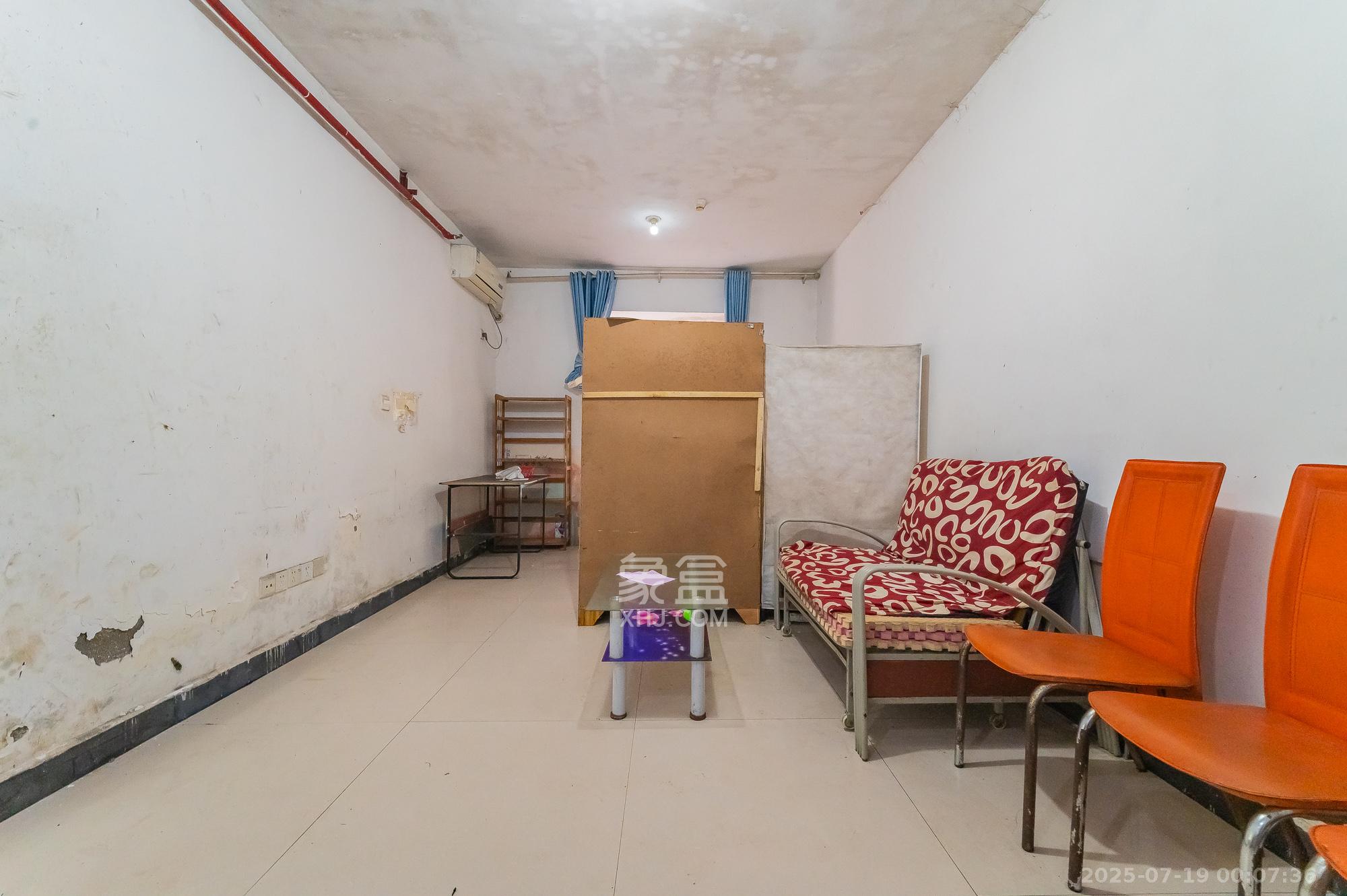 圆梦康乐城  1室1厅1卫    22.8万 圆梦康乐城  1室1厅1卫    22.8万客厅