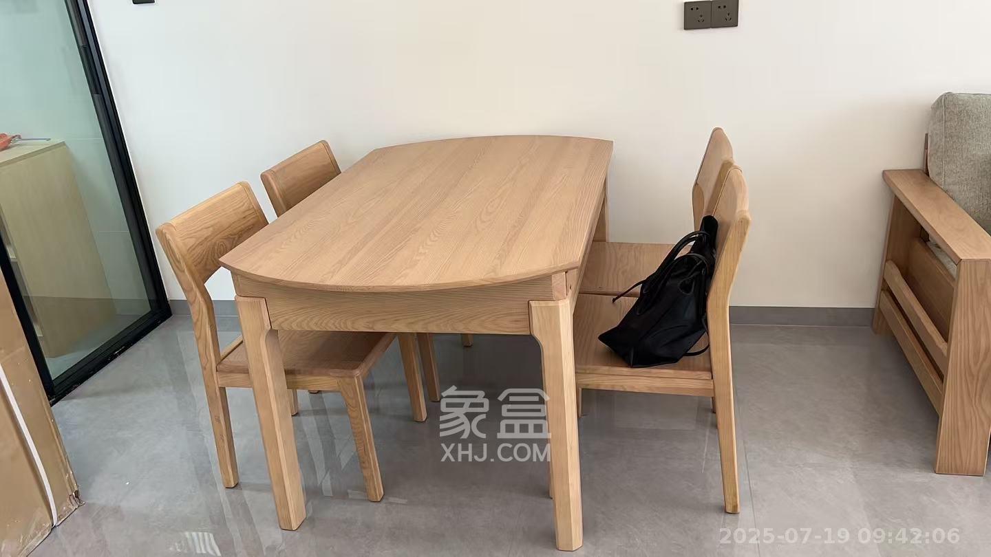 卓越蔚蓝城邦  3室2厅1卫   2300.00元/月室内图