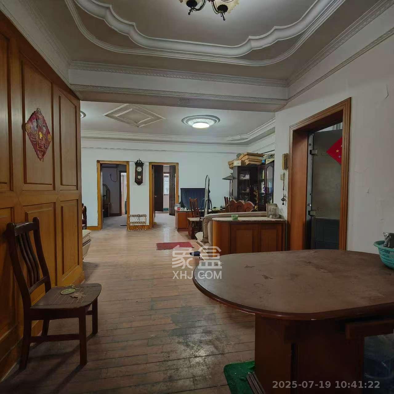 湘春路建行宿舍(佘家塘巷7号) 3室2厅2卫 2500.0元/月 湘春路建行宿舍(佘家塘巷7号) 3室2厅2卫 2500.0元/月室内图