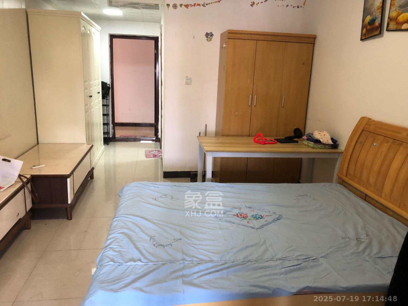 上峰苑(兰亭玥岛) 1室0厅1卫 1400.0元/月 上峰苑(兰亭玥岛) 1室0厅1卫 1400.0元/月室内图