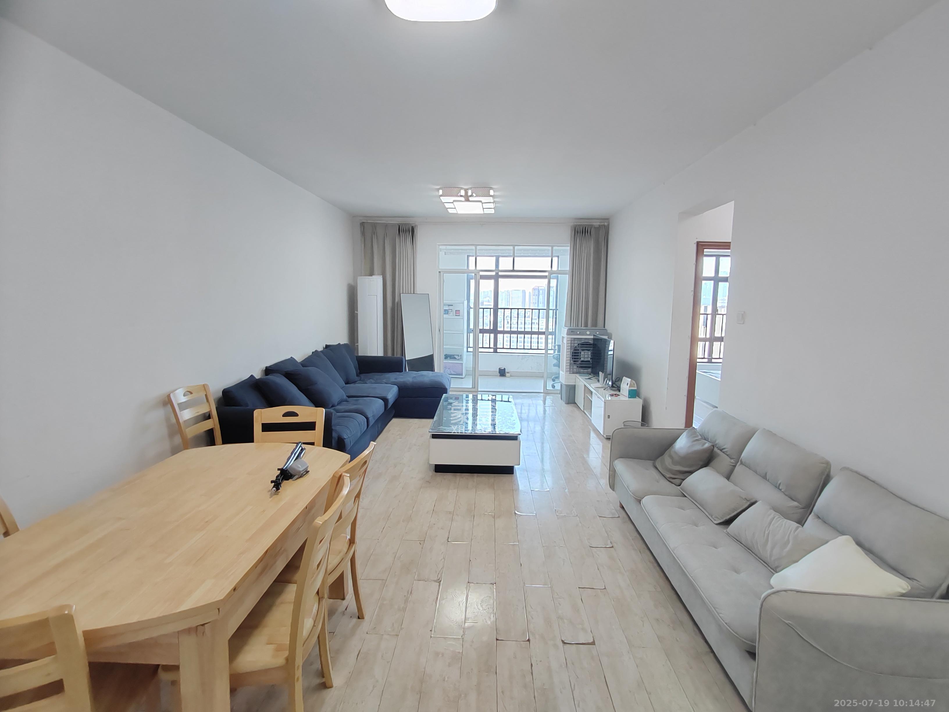 湘域城邦(湘域国际中心)  2室2厅1卫    3200.0元/月 湘域城邦(湘域国际中心)  2室2厅1卫    3200.0元/月室内图