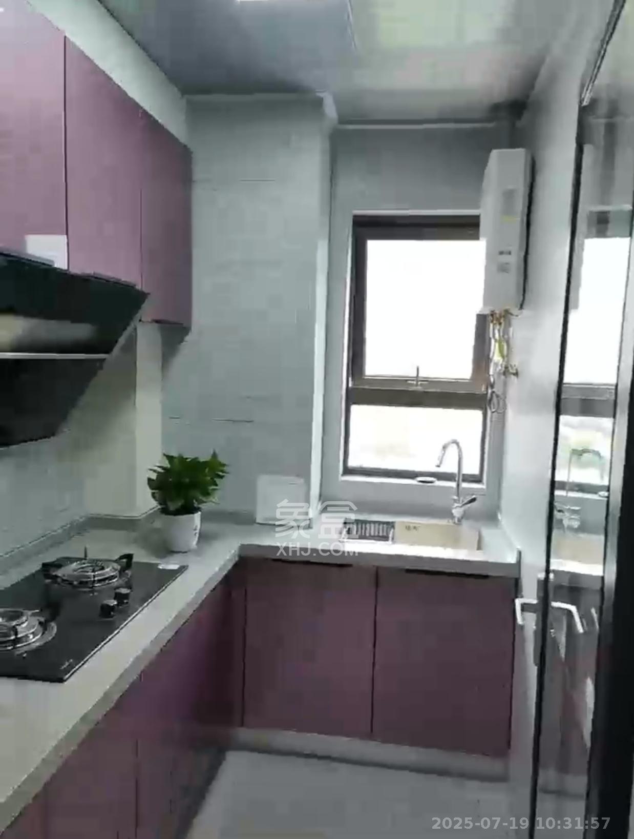 佳兆业云顶梅溪湖（佳兆业梅溪荟）  1室0厅1卫   2400.00元/月室内图