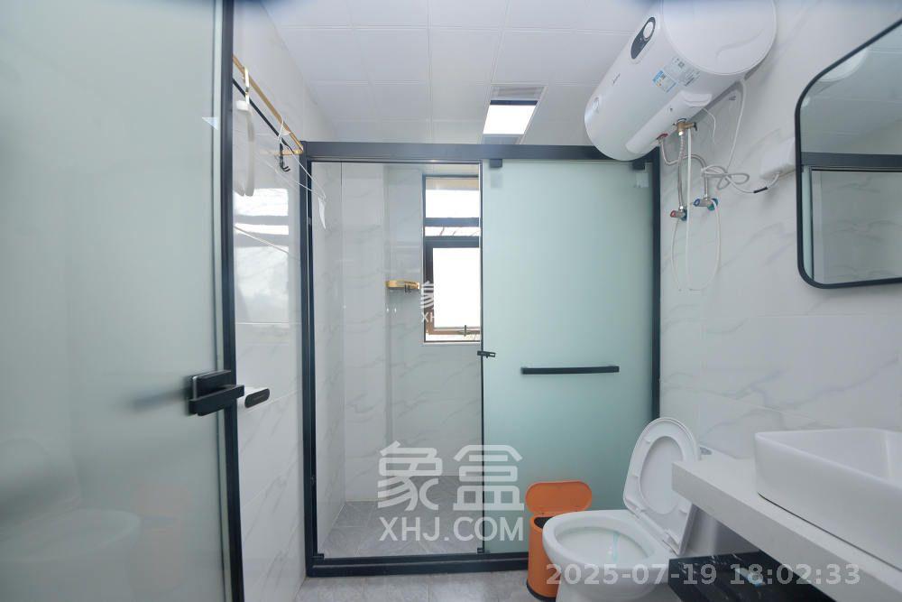 中建江山壹号  4室2厅2卫   7700.00元/月室内图