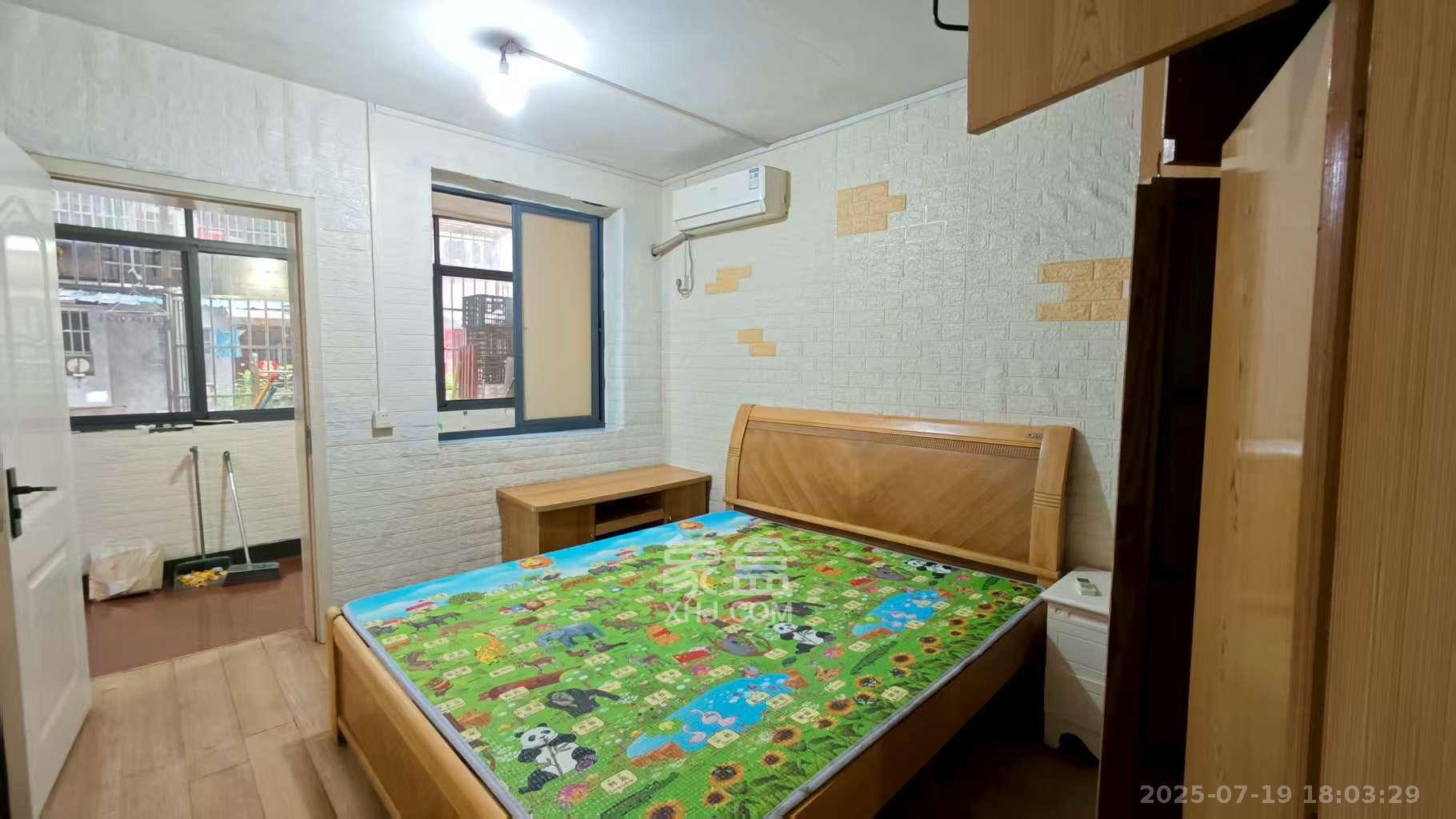 崇文里、崇圣里散盘 2室1厅1卫 2500.0元/月 崇文里、崇圣里散盘 2室1厅1卫 2500.0元/月室内图