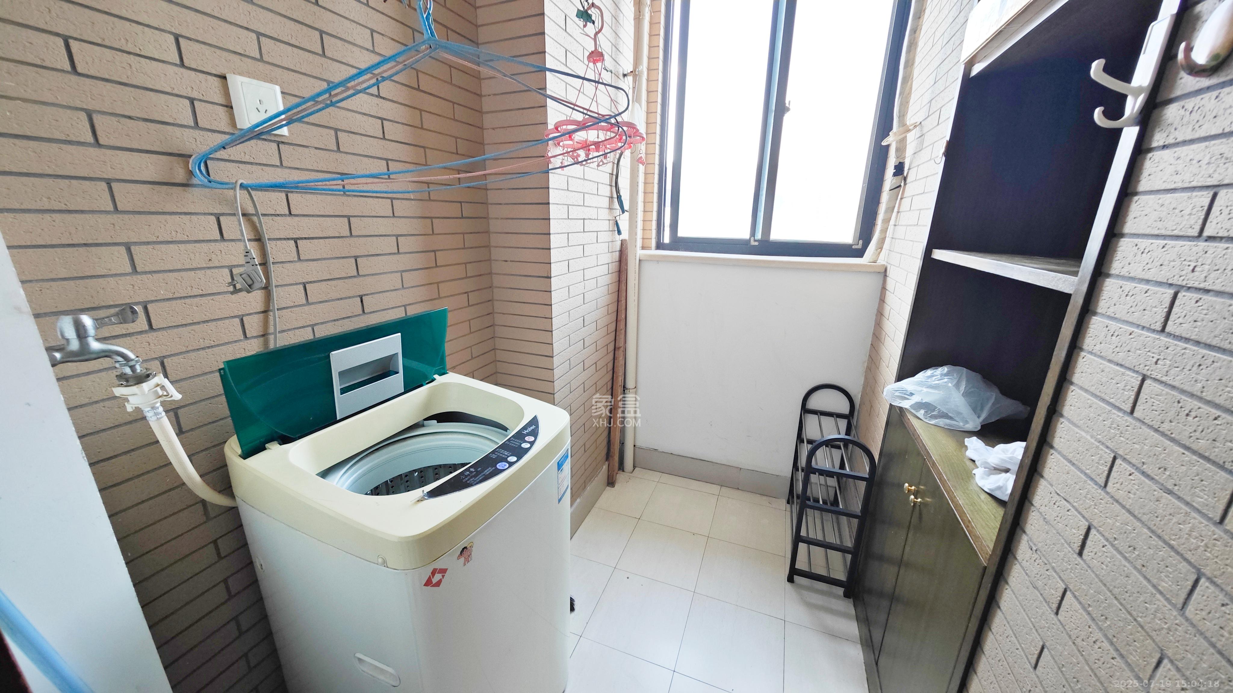 长大卧琥  1室1厅1卫   1600.00元/月室内图