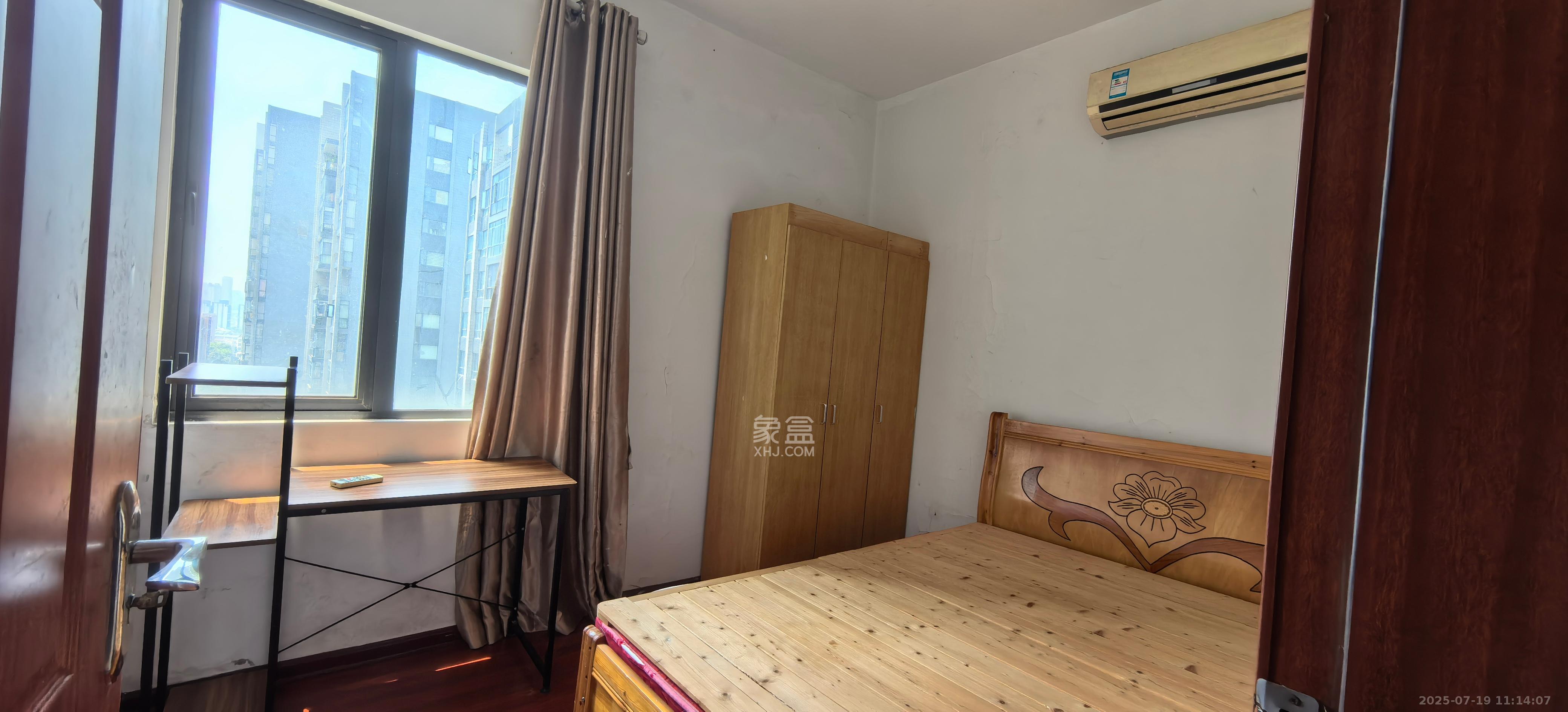 茂华国际湘 1室2厅1卫 2200.0元/月 茂华国际湘 1室2厅1卫 2200.0元/月室内图