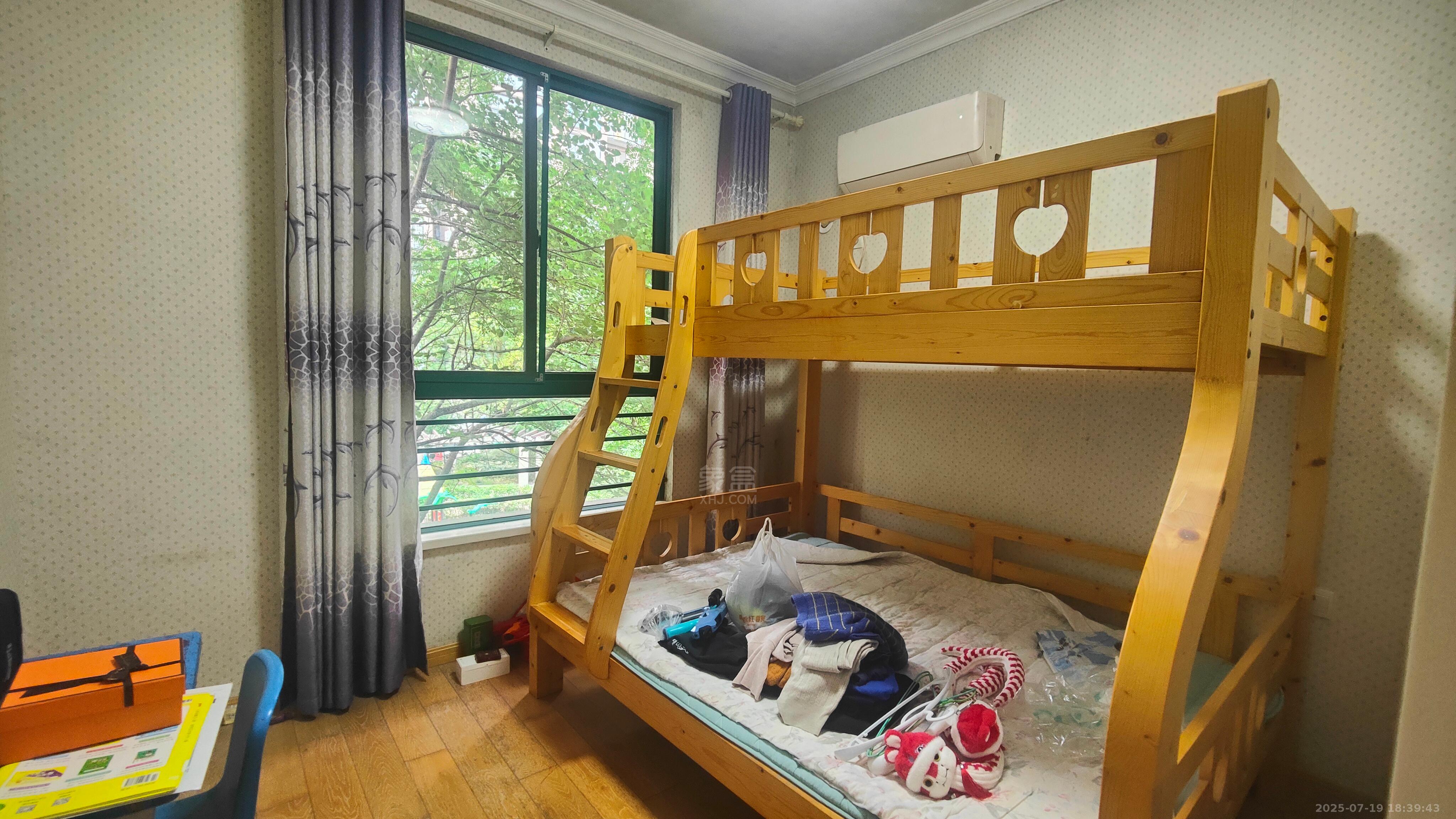 尚格名城香榭丽舍 3室2厅2卫 1600.0元/月 尚格名城香榭丽舍 3室2厅2卫 1600.0元/月室内图