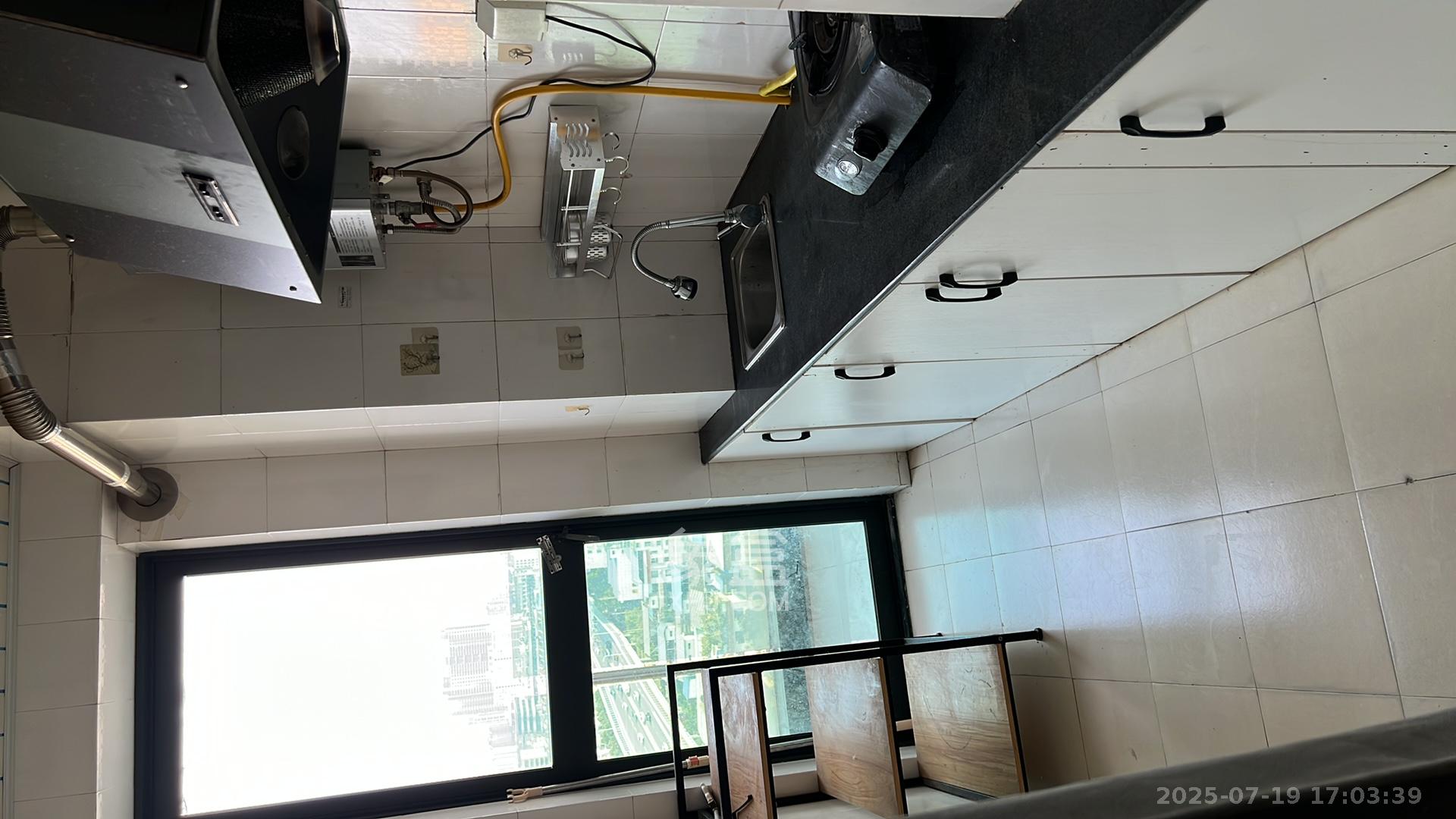 上东印象  1室1厅1卫    1500.0元/月室内图