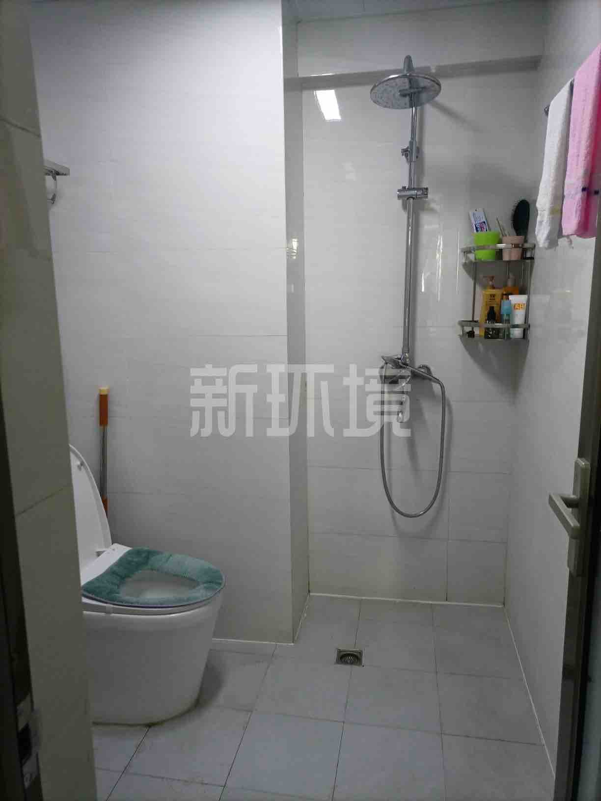 东方曼哈顿 2室2厅1卫 1200.0元/月 东方曼哈顿 2室2厅1卫 1200.0元/月室内图