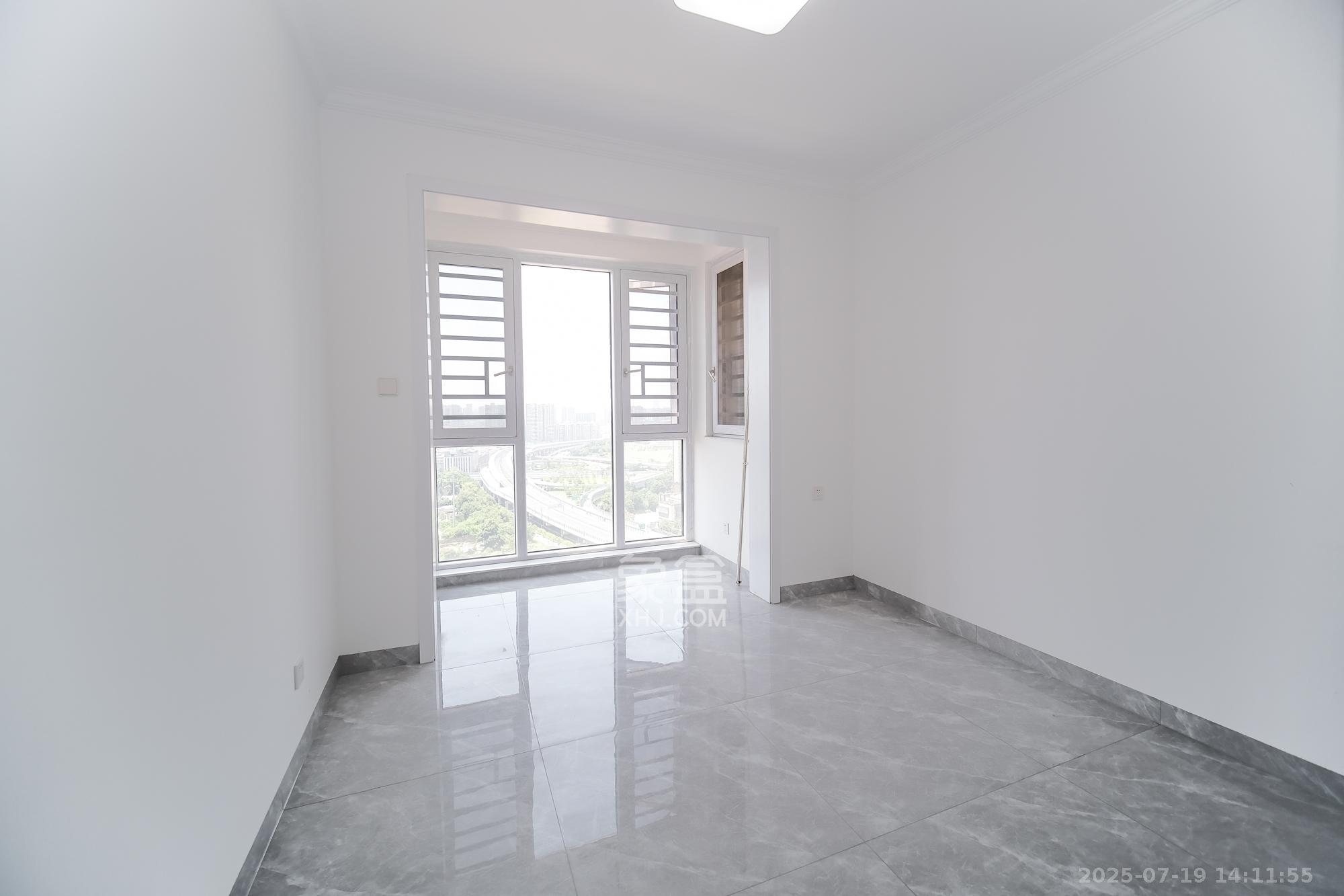 和悦城(蟠龙景苑)  3室2厅1卫    67.0万 和悦城(蟠龙景苑)  3室2厅1卫    67.0万卧室