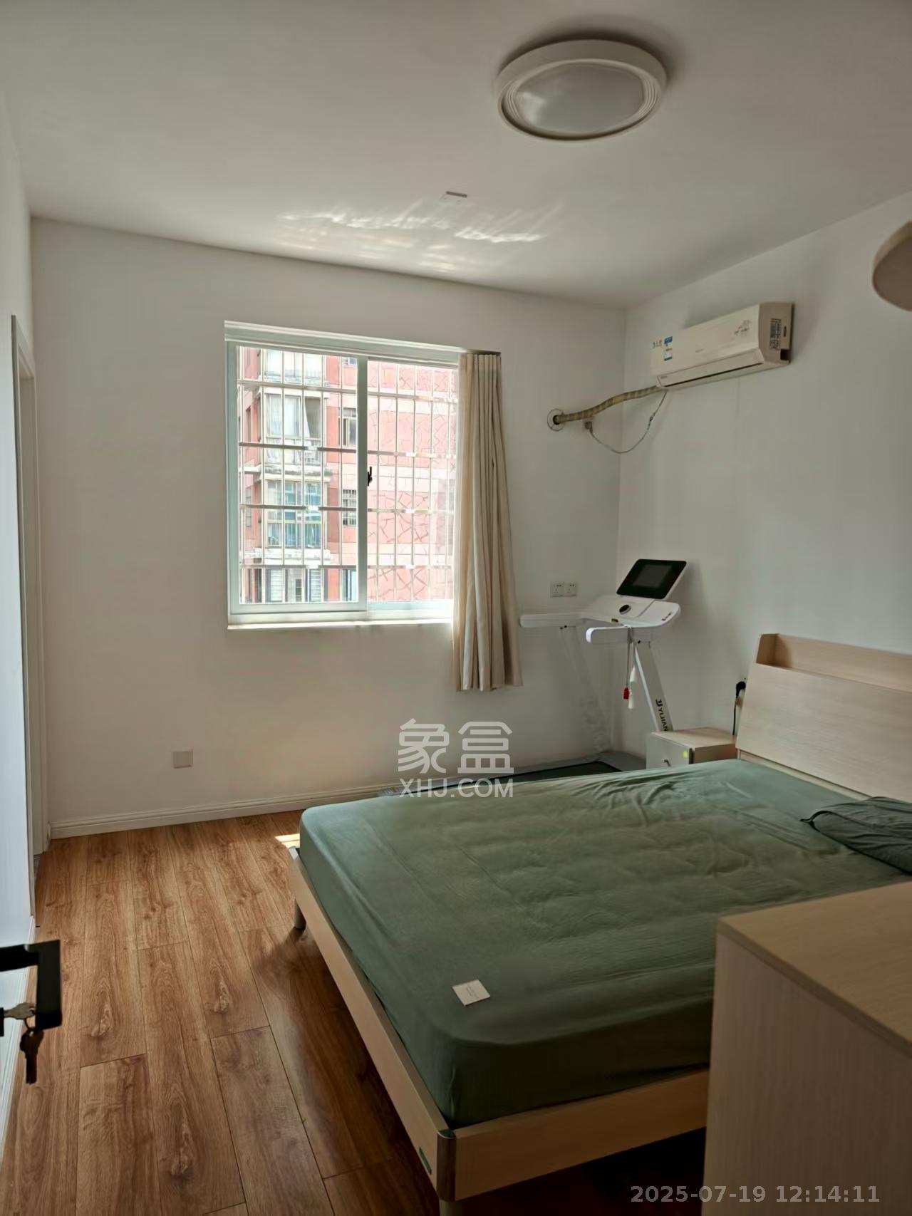 电信308 2室2厅1卫 3500.0元/月 电信308 2室2厅1卫 3500.0元/月室内图