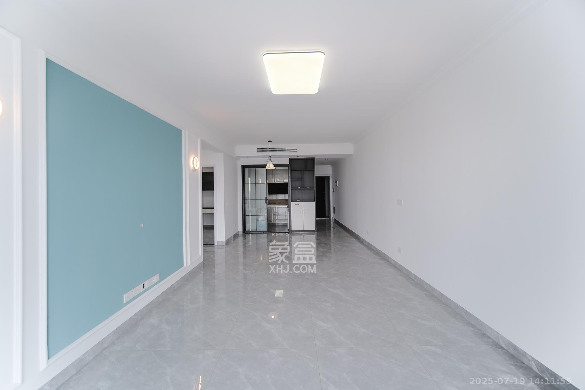 和悦城(蟠龙景苑)  3室2厅1卫    67.0万 和悦城(蟠龙景苑)  3室2厅1卫    67.0万客厅