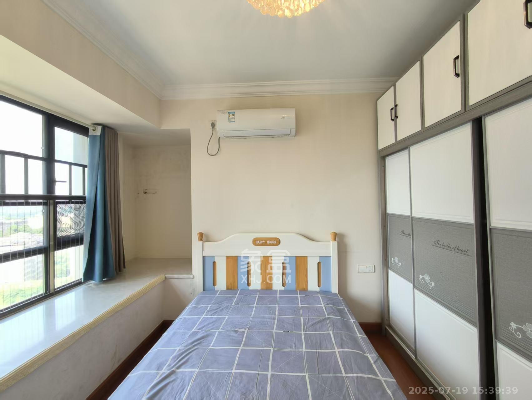 恒大书香门第 3室2厅2卫 1600.0元/月 恒大书香门第 3室2厅2卫 1600.0元/月室内图