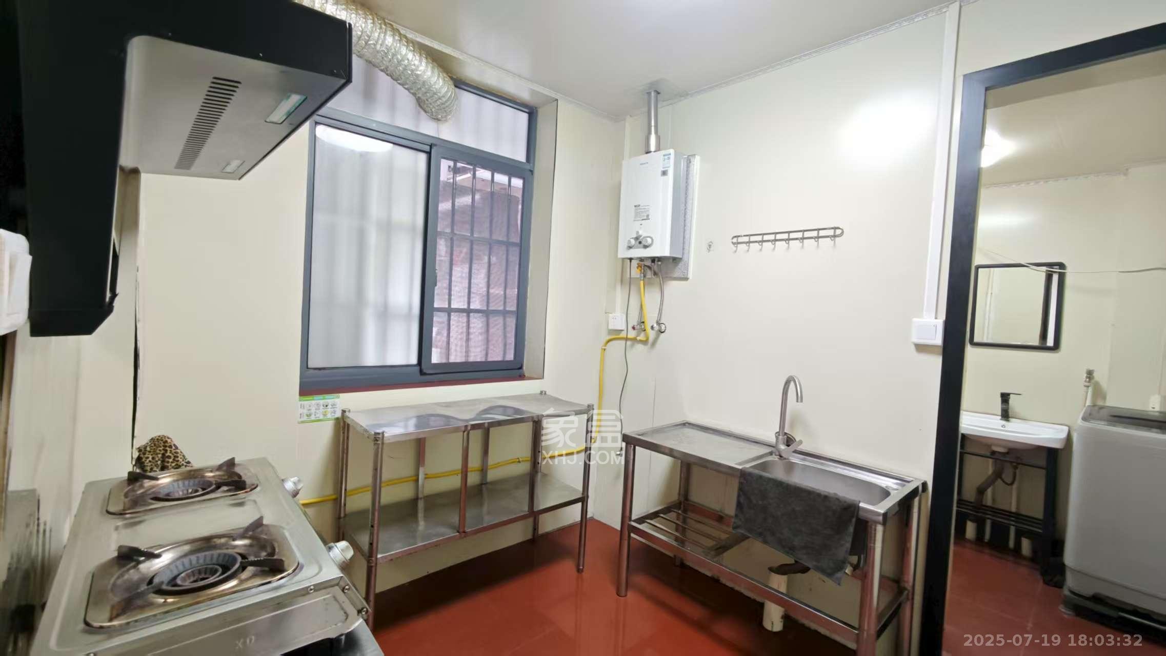 崇文里、崇圣里散盘  2室1厅1卫    2500.0元/月室内图