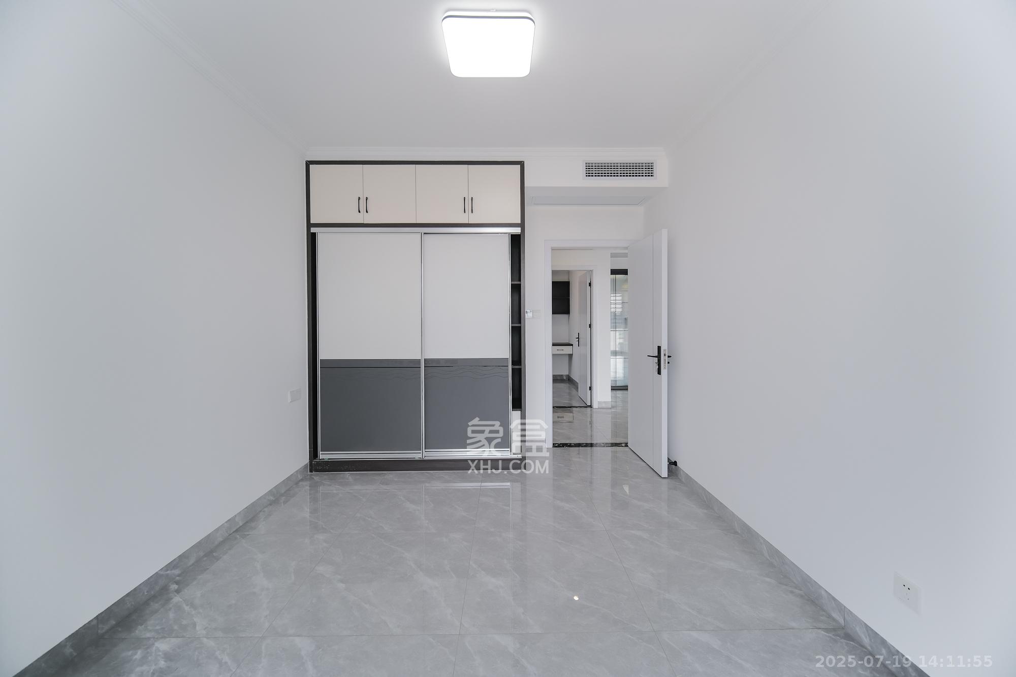 和悦城(蟠龙景苑)  3室2厅1卫    67.0万 和悦城(蟠龙景苑)  3室2厅1卫    67.0万卧室