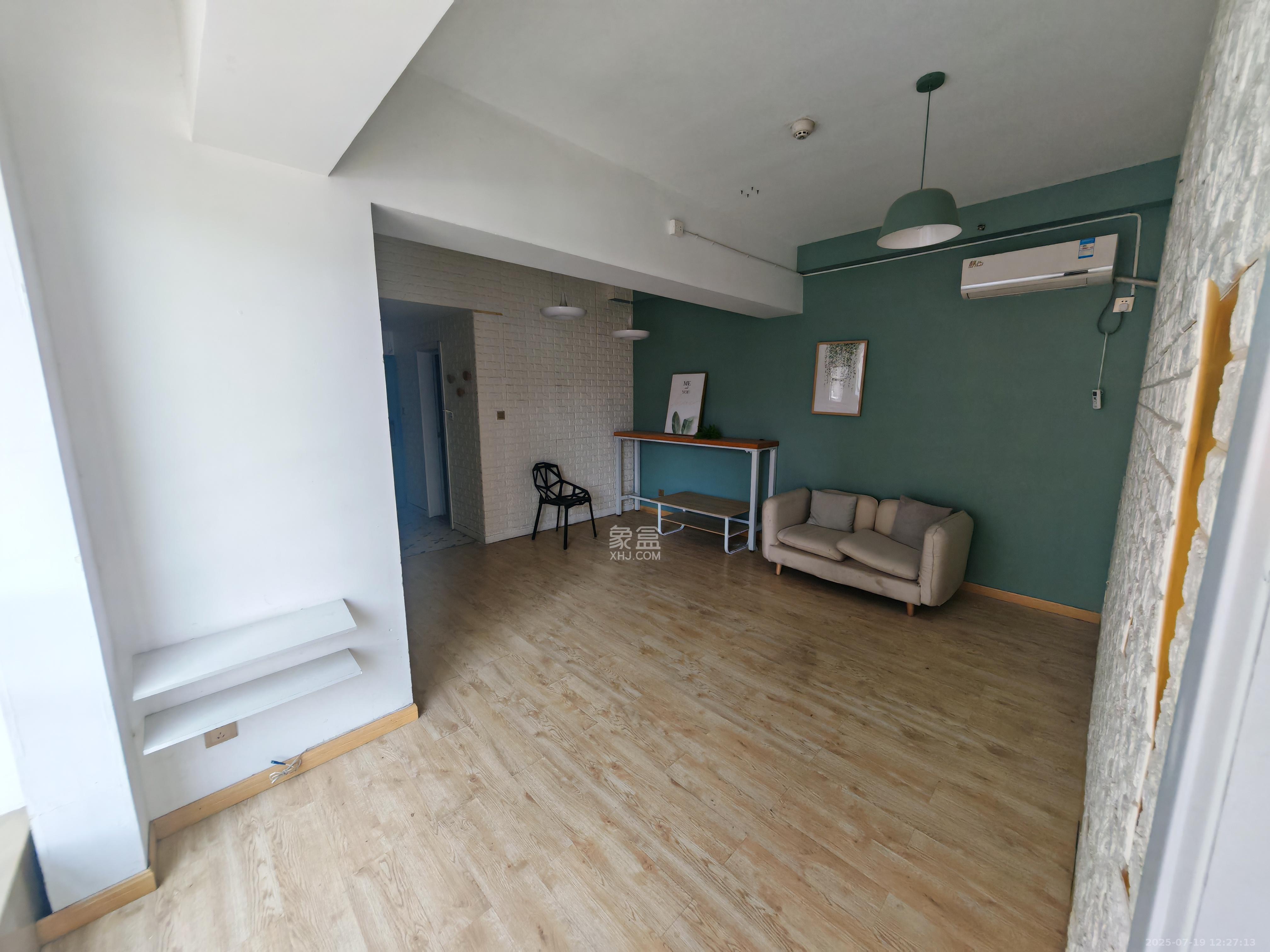 BOBO国际  2室1厅1卫    3100.0元/月 BOBO国际  2室1厅1卫    3100.0元/月