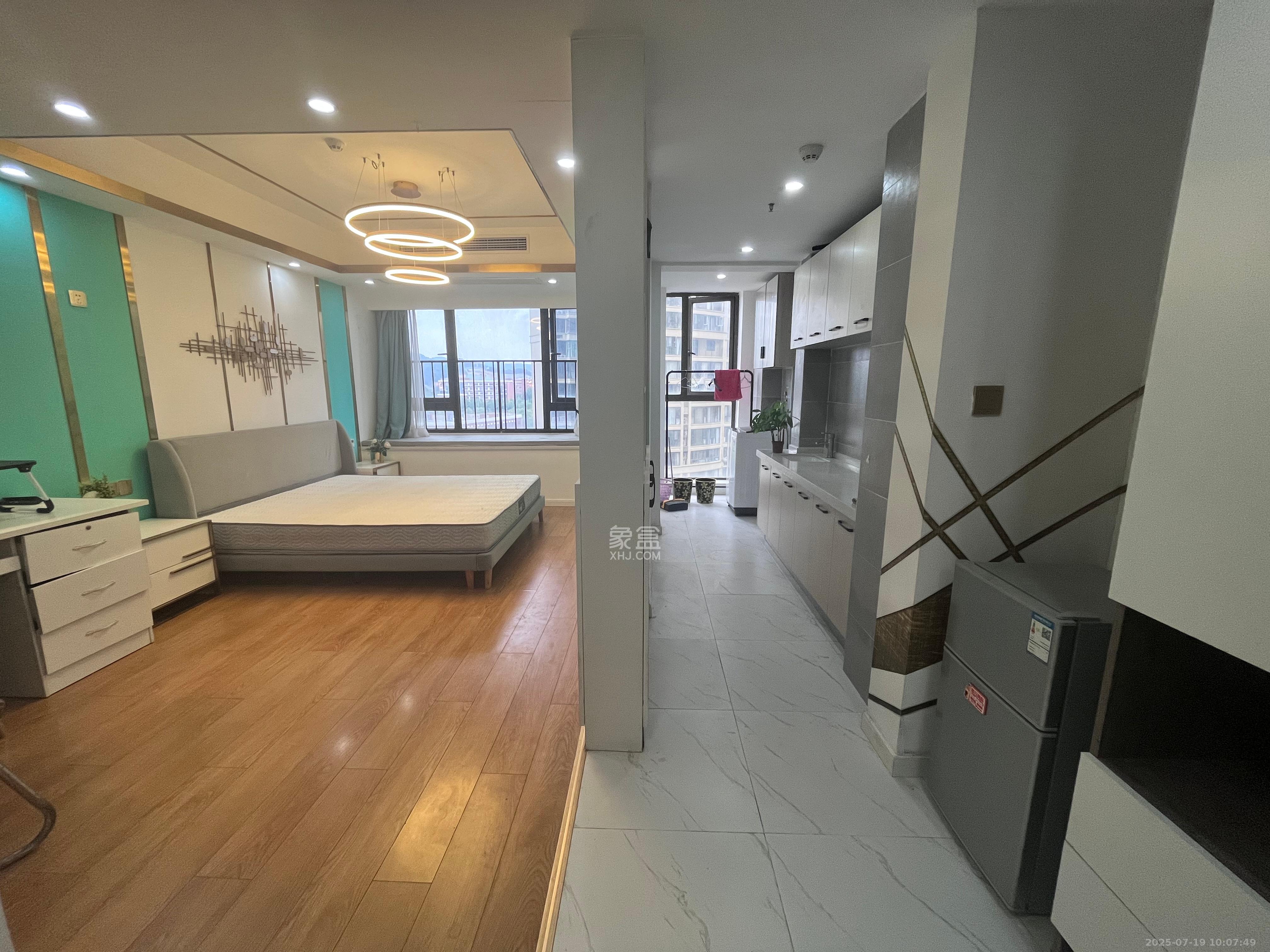 融创融公馆（融创臻苑）  1室0厅1卫    1600.0元/月室内图