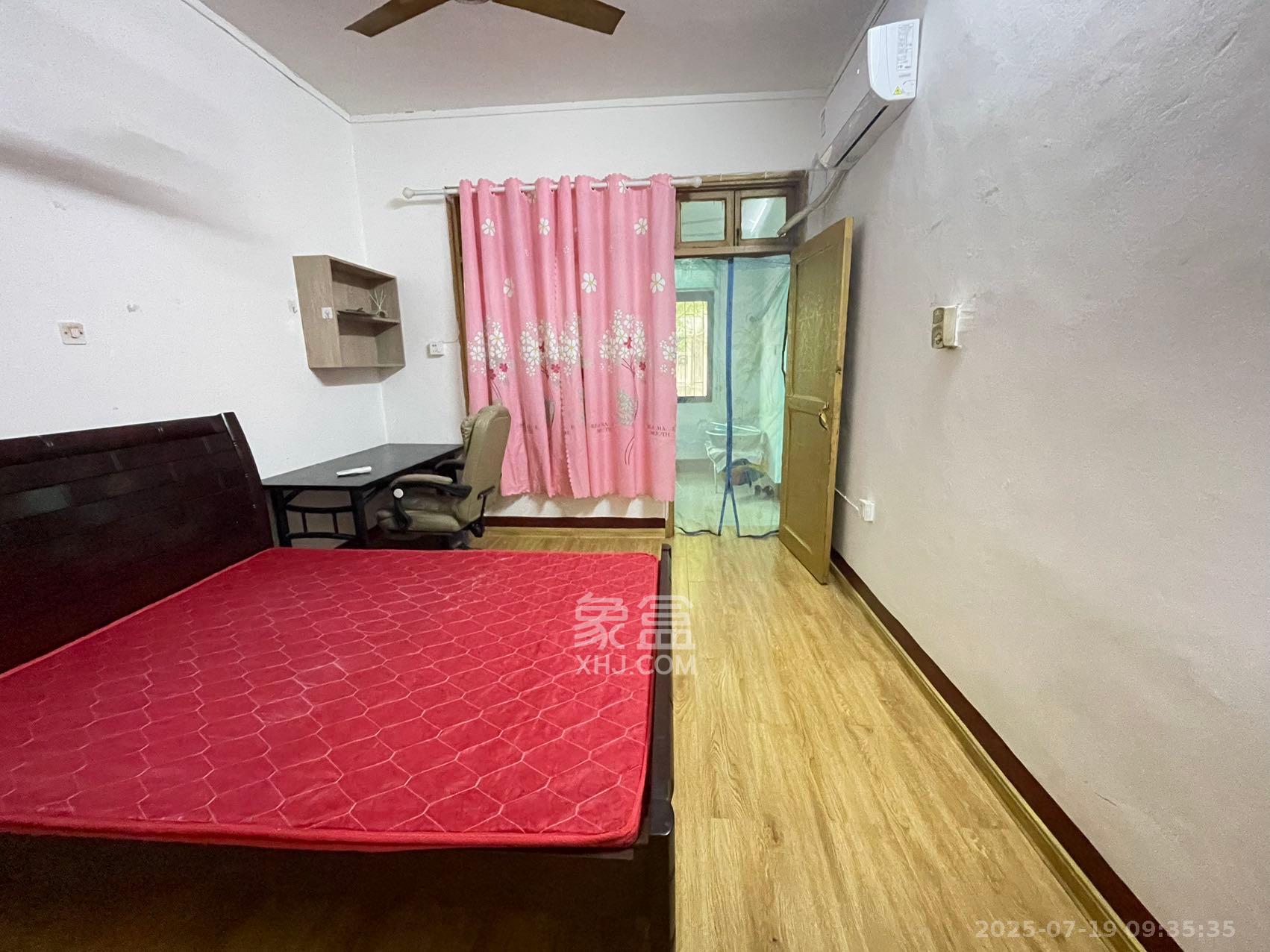 城北供电局宿舍  2室2厅1卫    1600.0元/月 城北供电局宿舍  2室2厅1卫    1600.0元/月室内图1