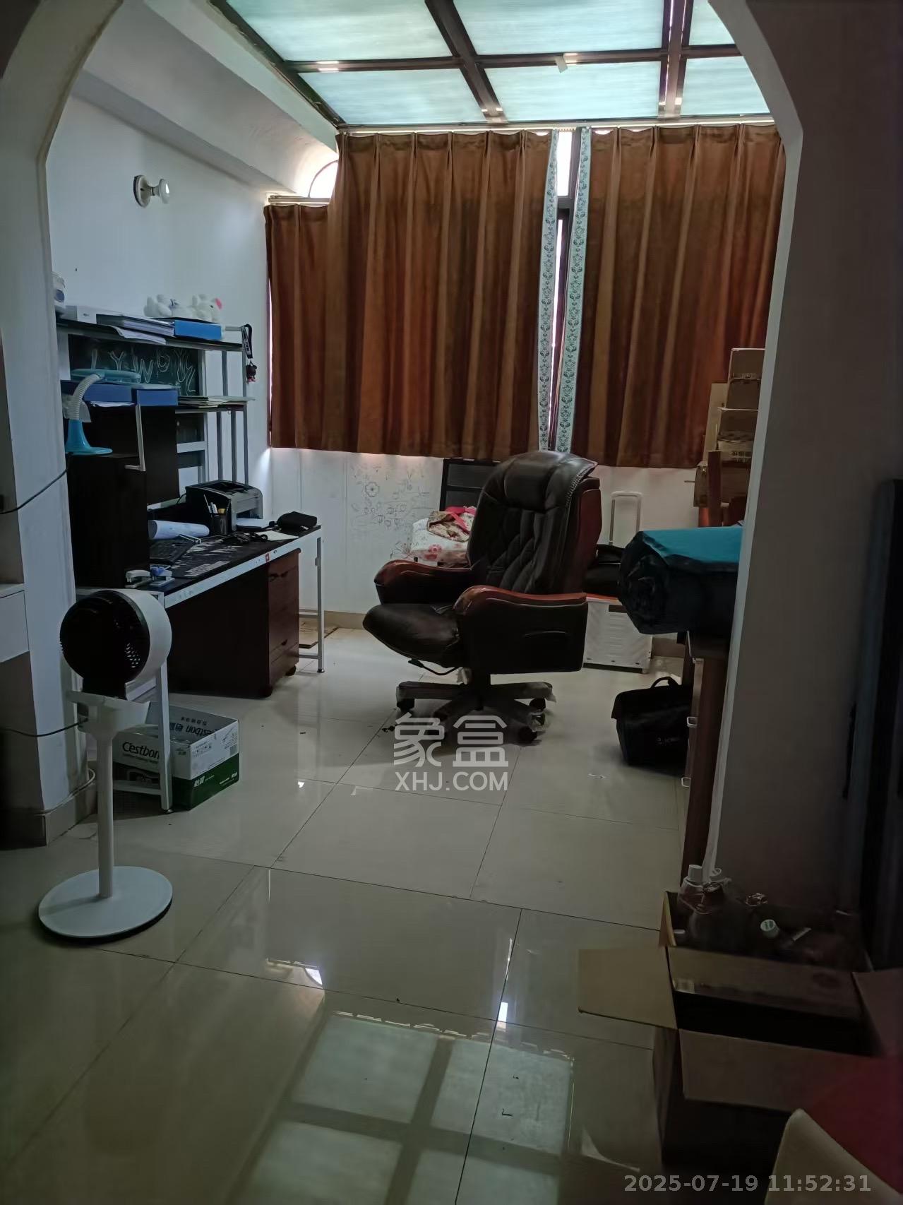 鹏基诺亚山林  1室0厅0卫    2100.0元/月室内图