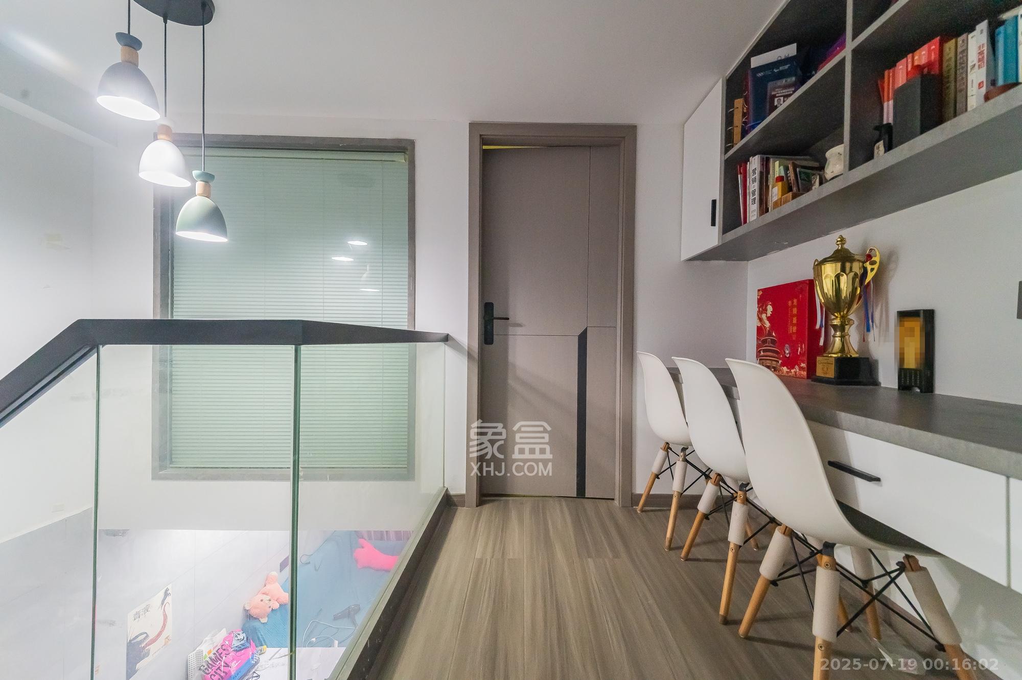 新城悦隽  2室2厅1卫    32.0万 新城悦隽  2室2厅1卫    32.0万卧室