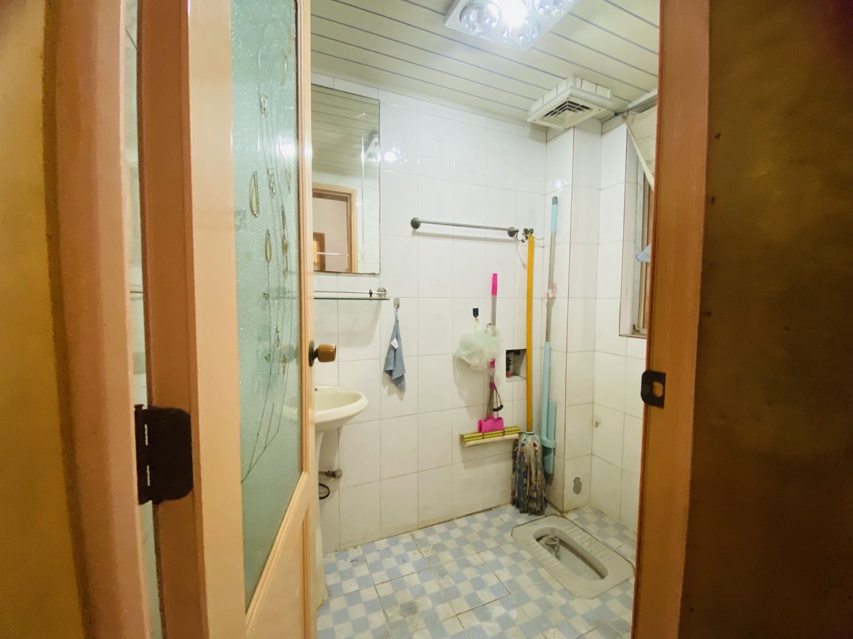 汽车路办事处建设街社区 2室2厅1卫 700.0元/月 汽车路办事处建设街社区 2室2厅1卫 700.0元/月室内图