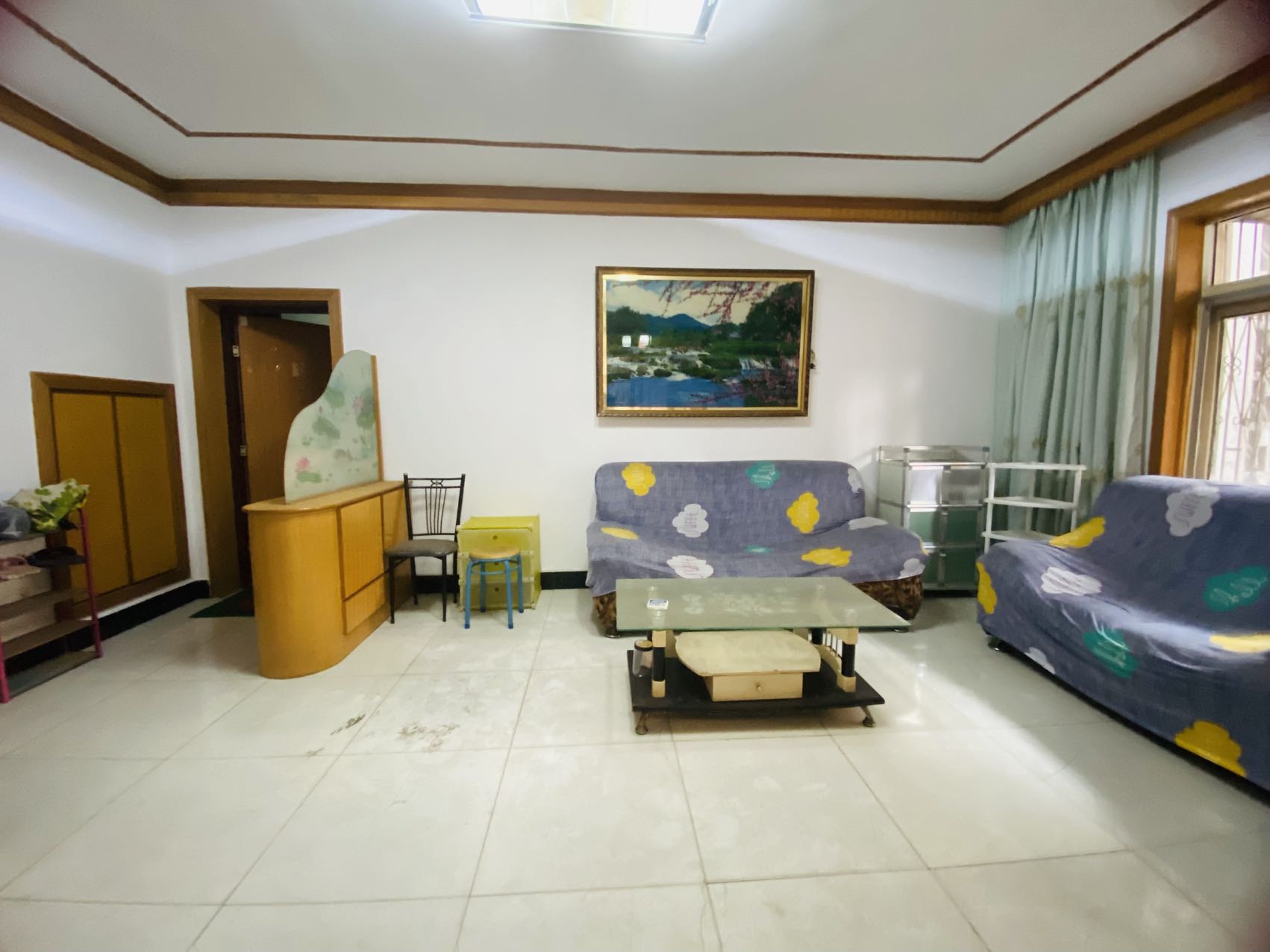 汽车路办事处建设街社区 2室2厅1卫 700.0元/月 汽车路办事处建设街社区 2室2厅1卫 700.0元/月室内图