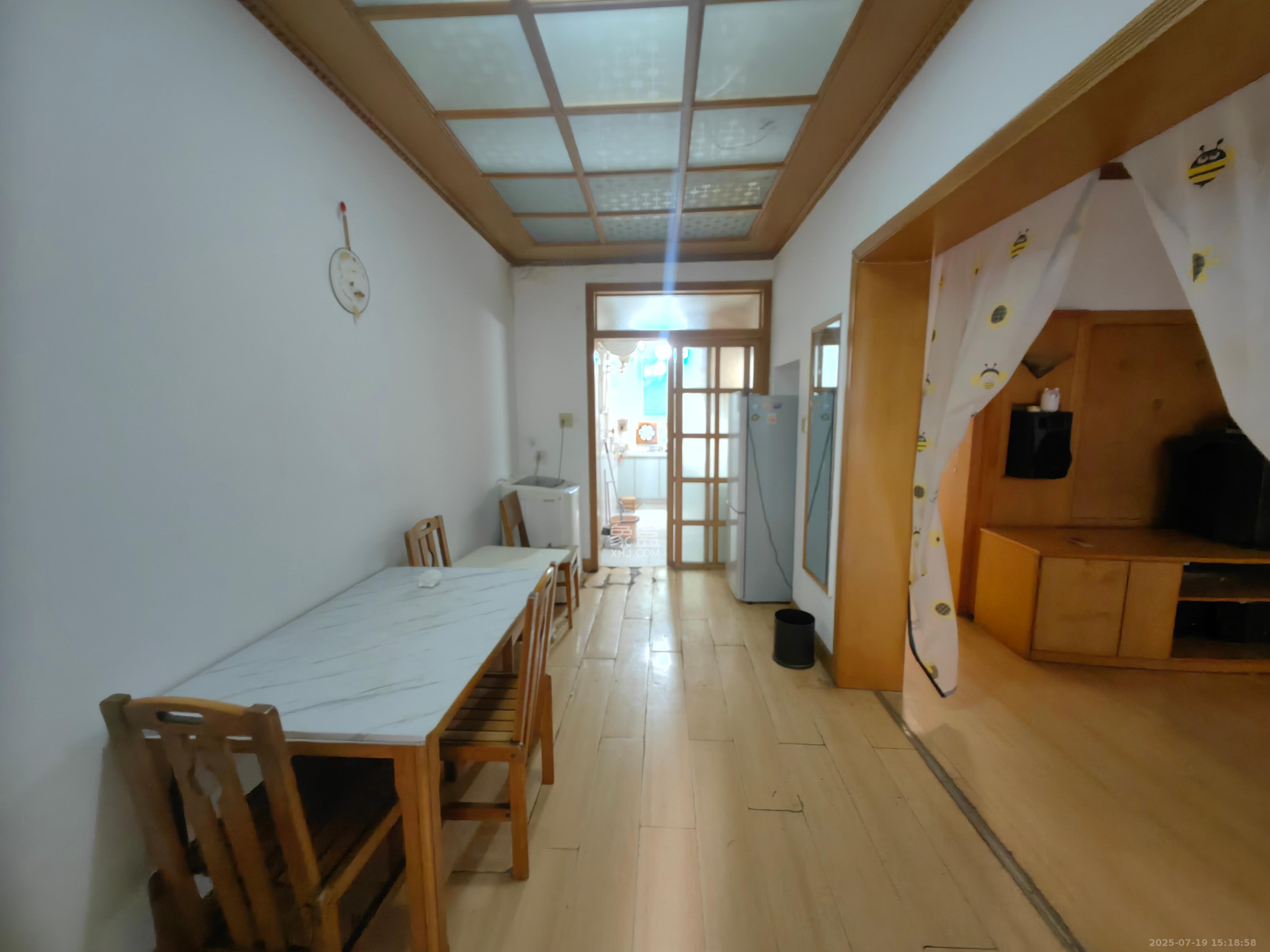 向韶村  2室1厅1卫   1700.00元/月室内图