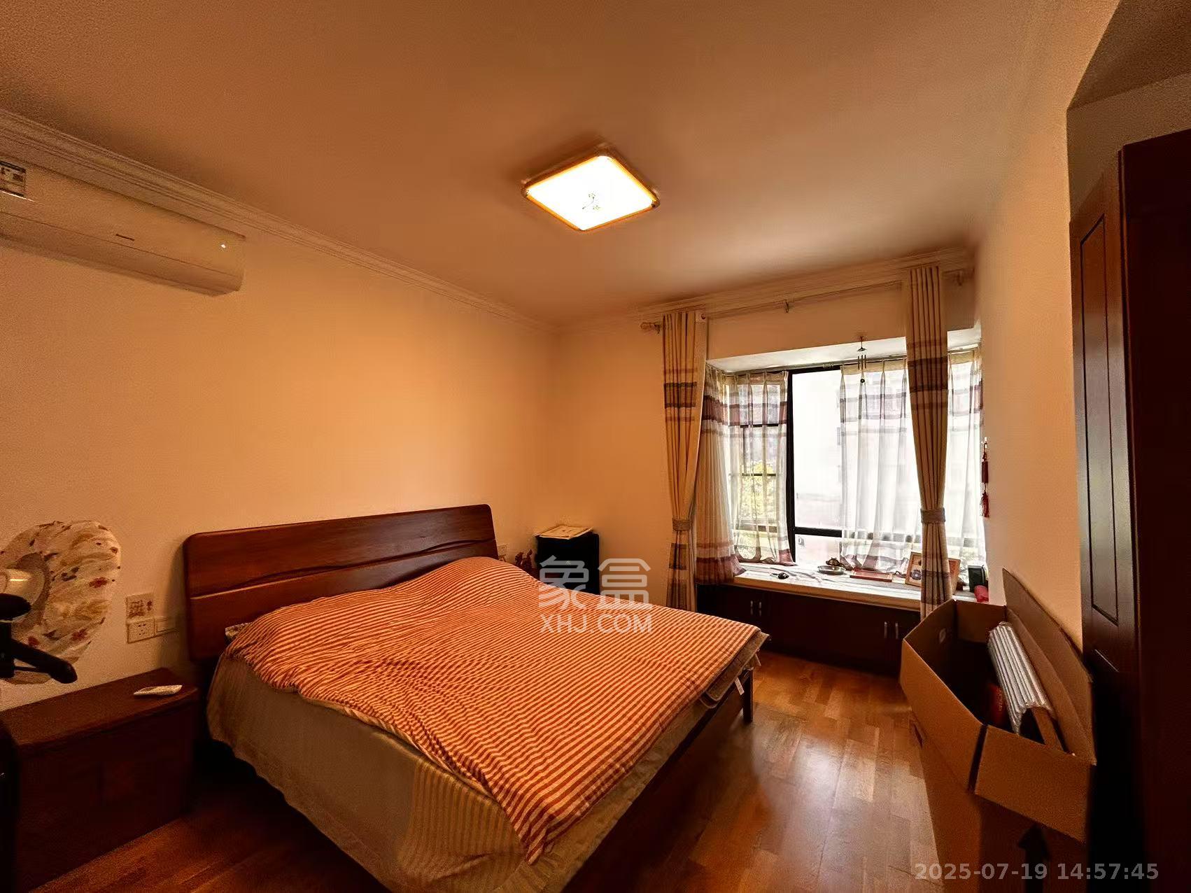 兴威帕克水岸 2室1厅2卫 2800.0元/月 兴威帕克水岸 2室1厅2卫 2800.0元/月室内图