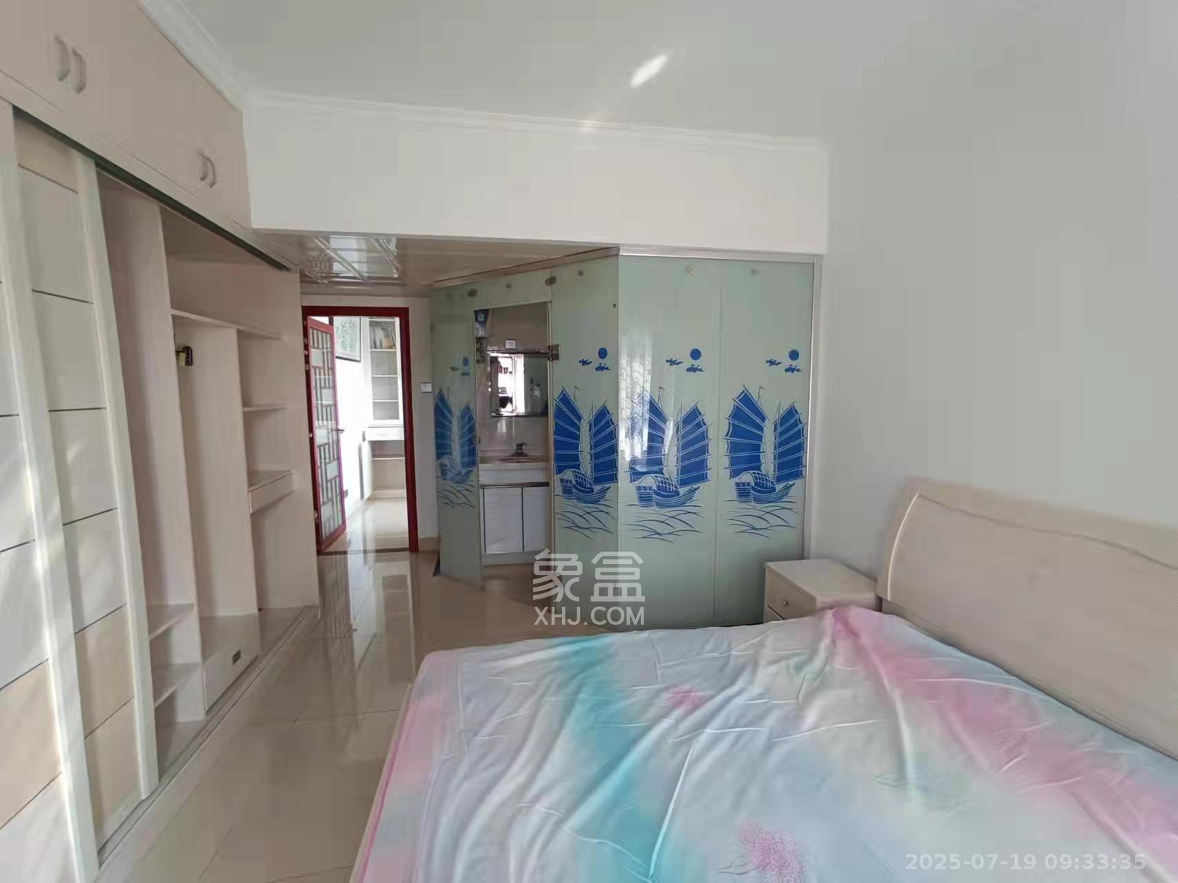 中建芙蓉嘉苑  3室2厅2卫   2700.00元/月室内图
