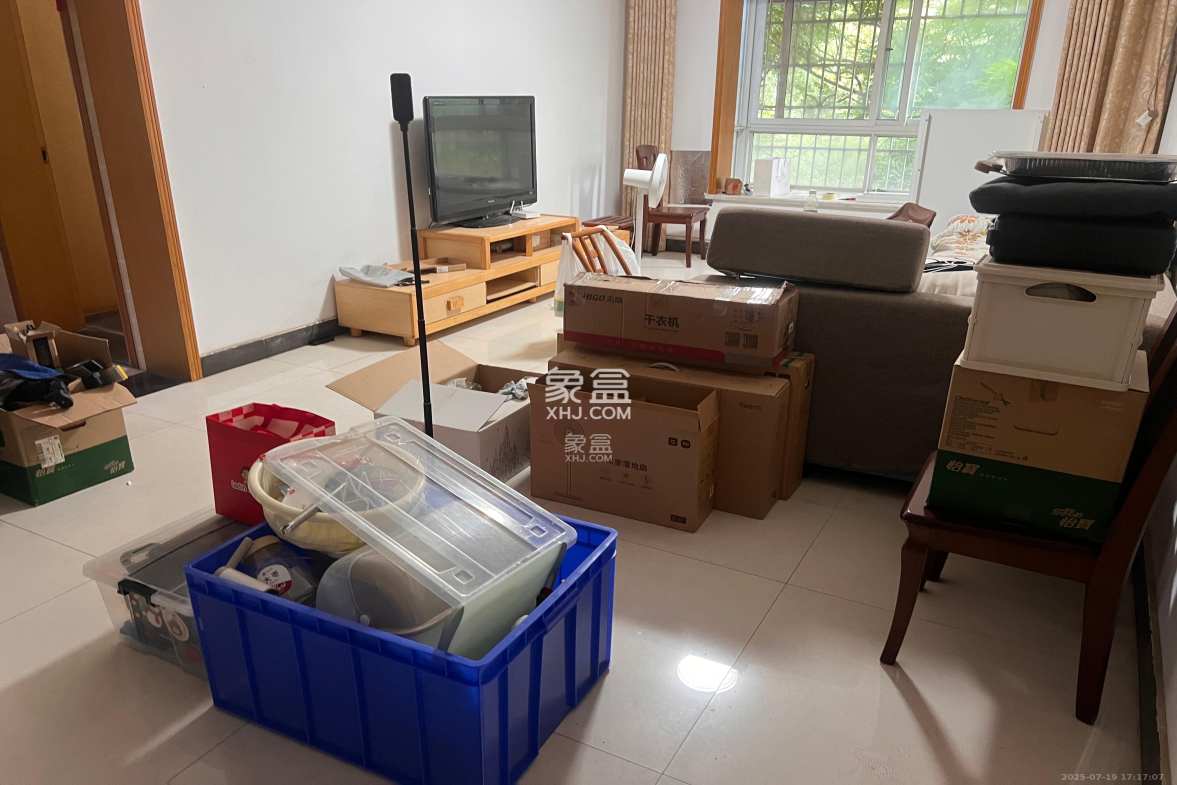 金麓西岸和苑 1室0厅0卫 2000.0元/月 金麓西岸和苑 1室0厅0卫 2000.0元/月室内图