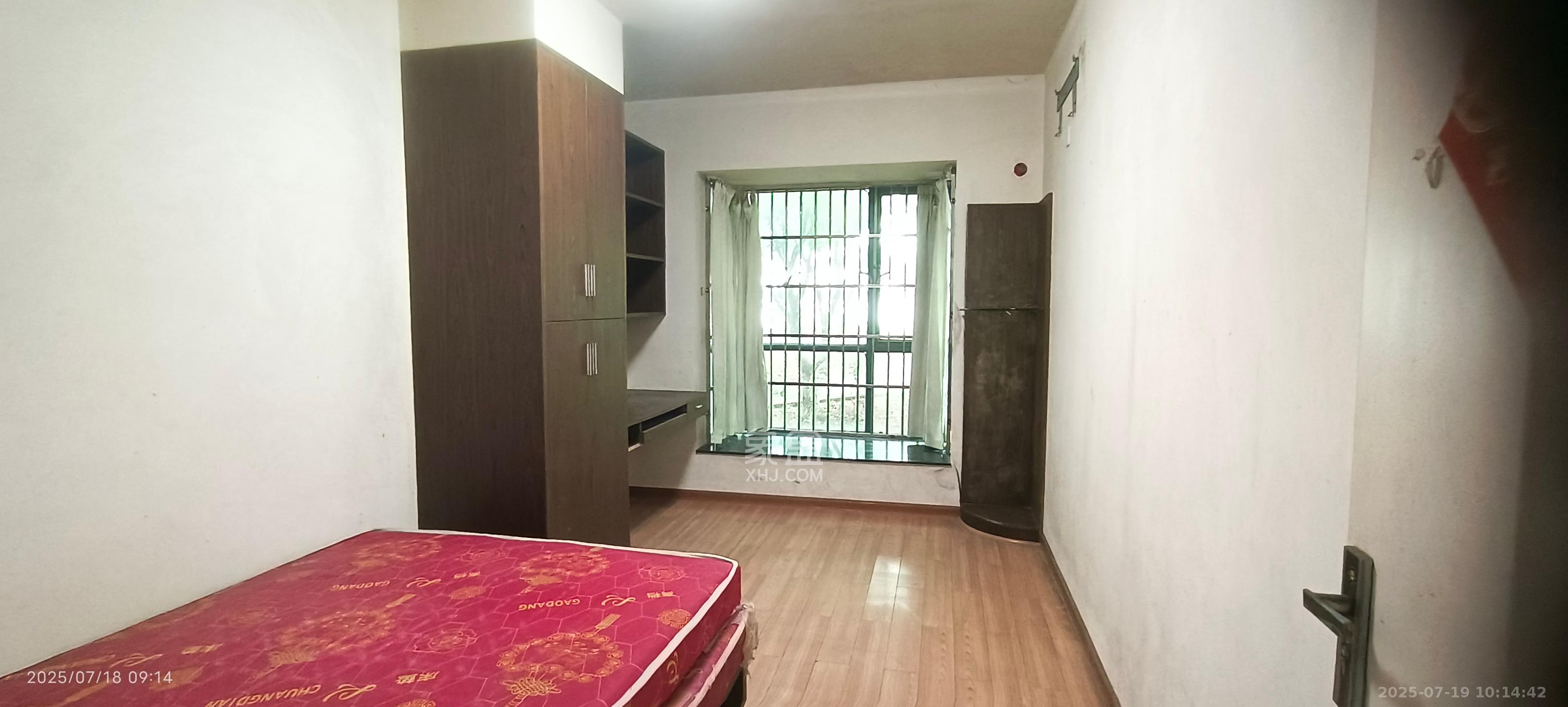 柠檬丽都  3室2厅1卫    2000.0元/月室内图