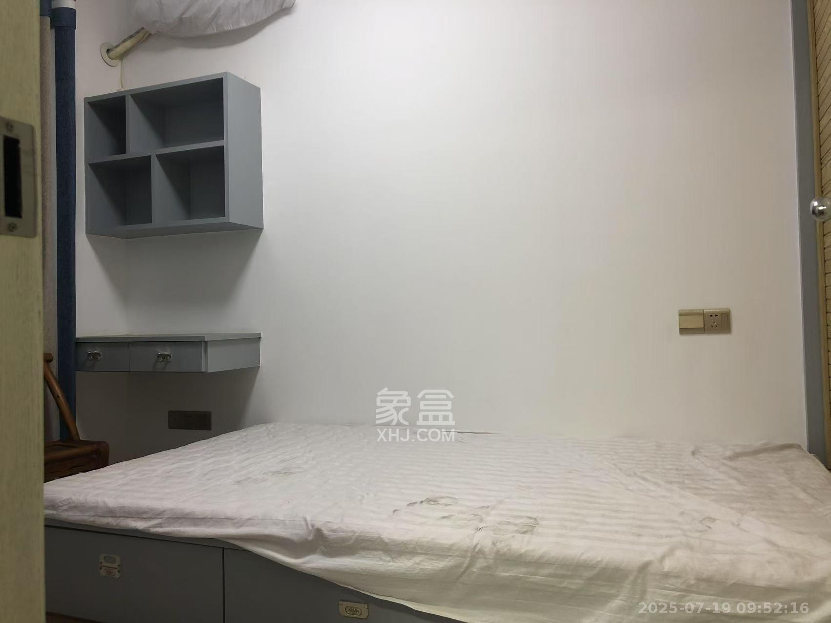 东业上城嘉苑(晟悦国际) 3室2厅1卫 2300.0元/月 东业上城嘉苑(晟悦国际) 3室2厅1卫 2300.0元/月室内图