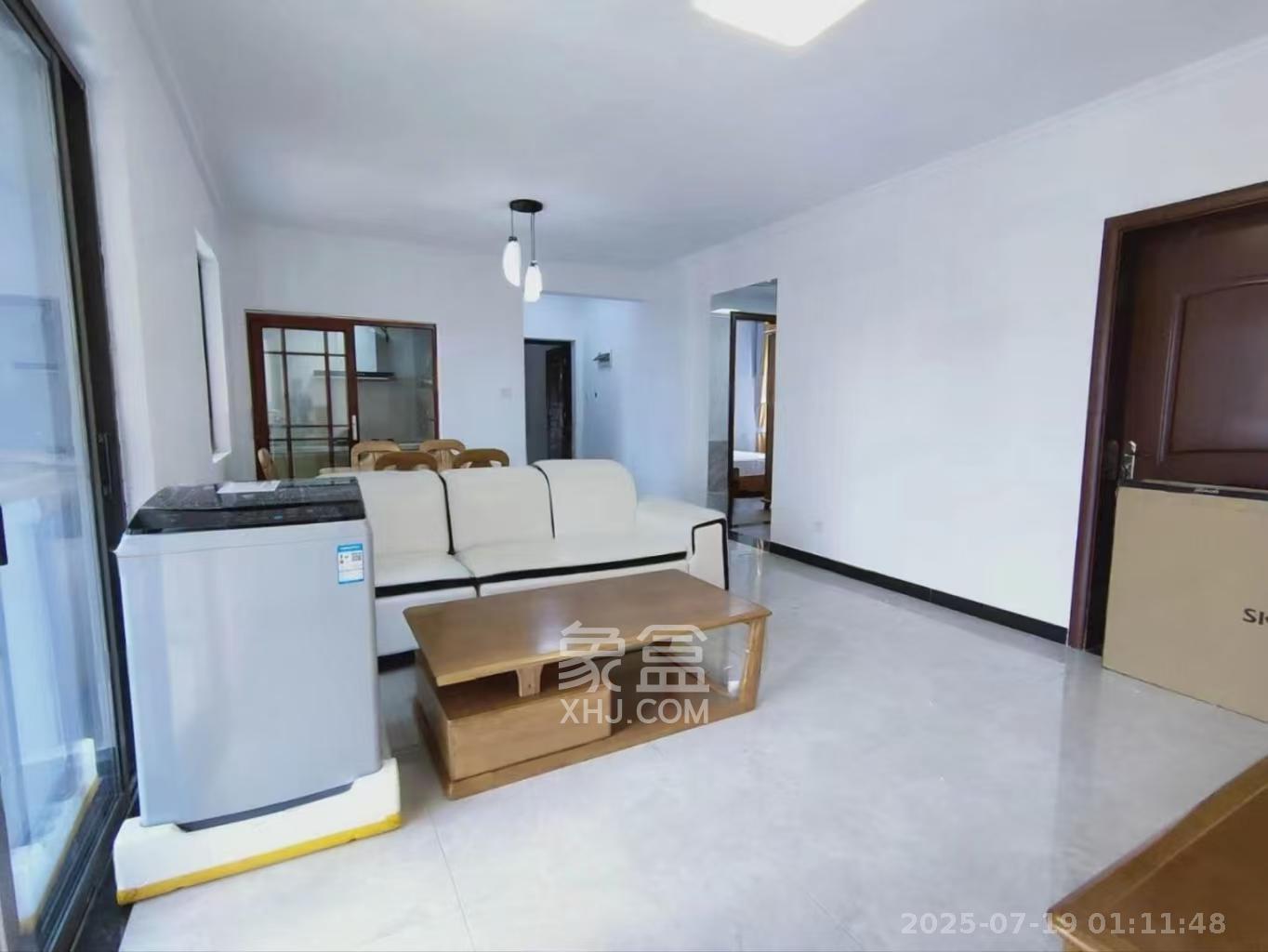 梅溪湖合能璞丽  3室2厅2卫    2700.0元/月 梅溪湖合能璞丽  3室2厅2卫    2700.0元/月室内图